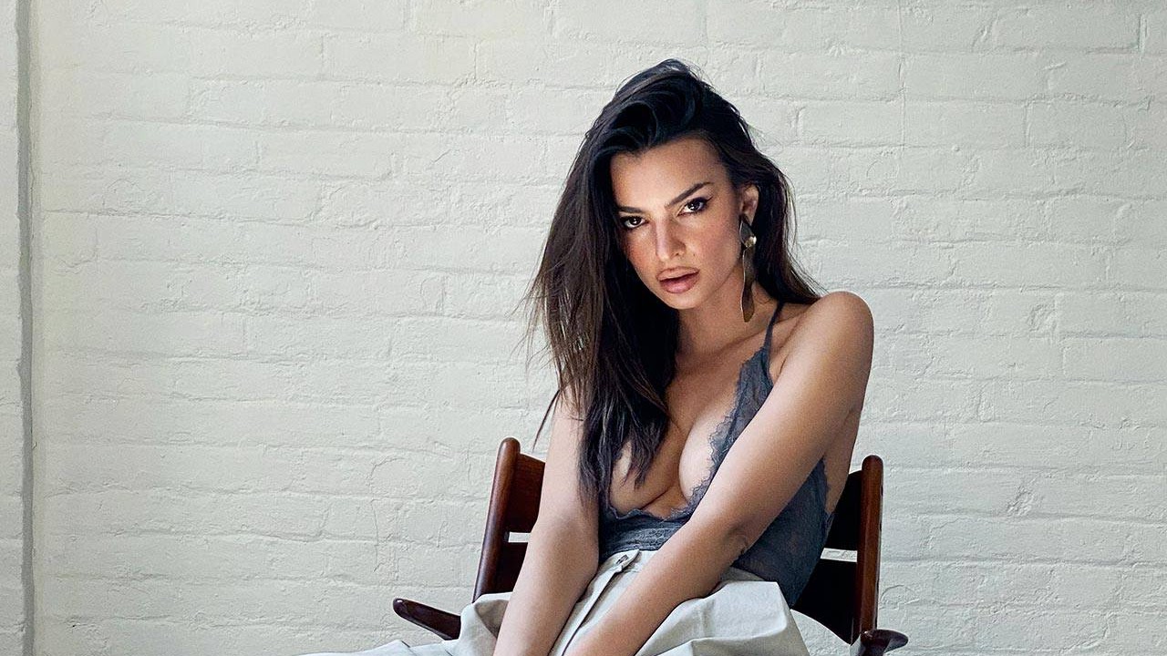 Emily Ratajkowski GQ 2020 Wallpapers