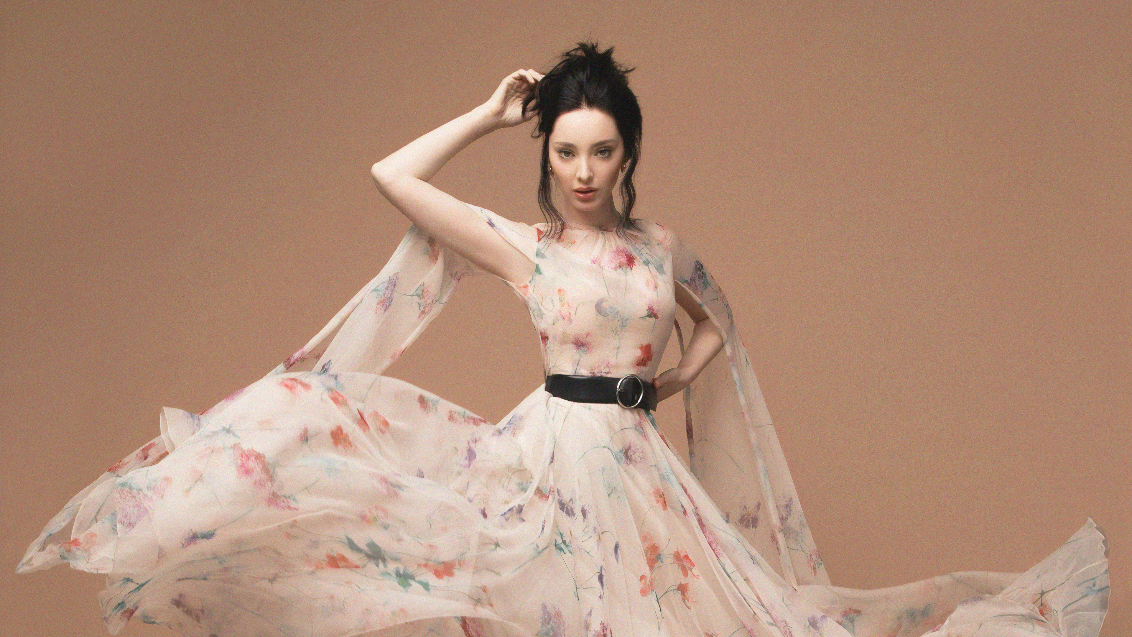 Emma Dumont 2019 Wallpapers