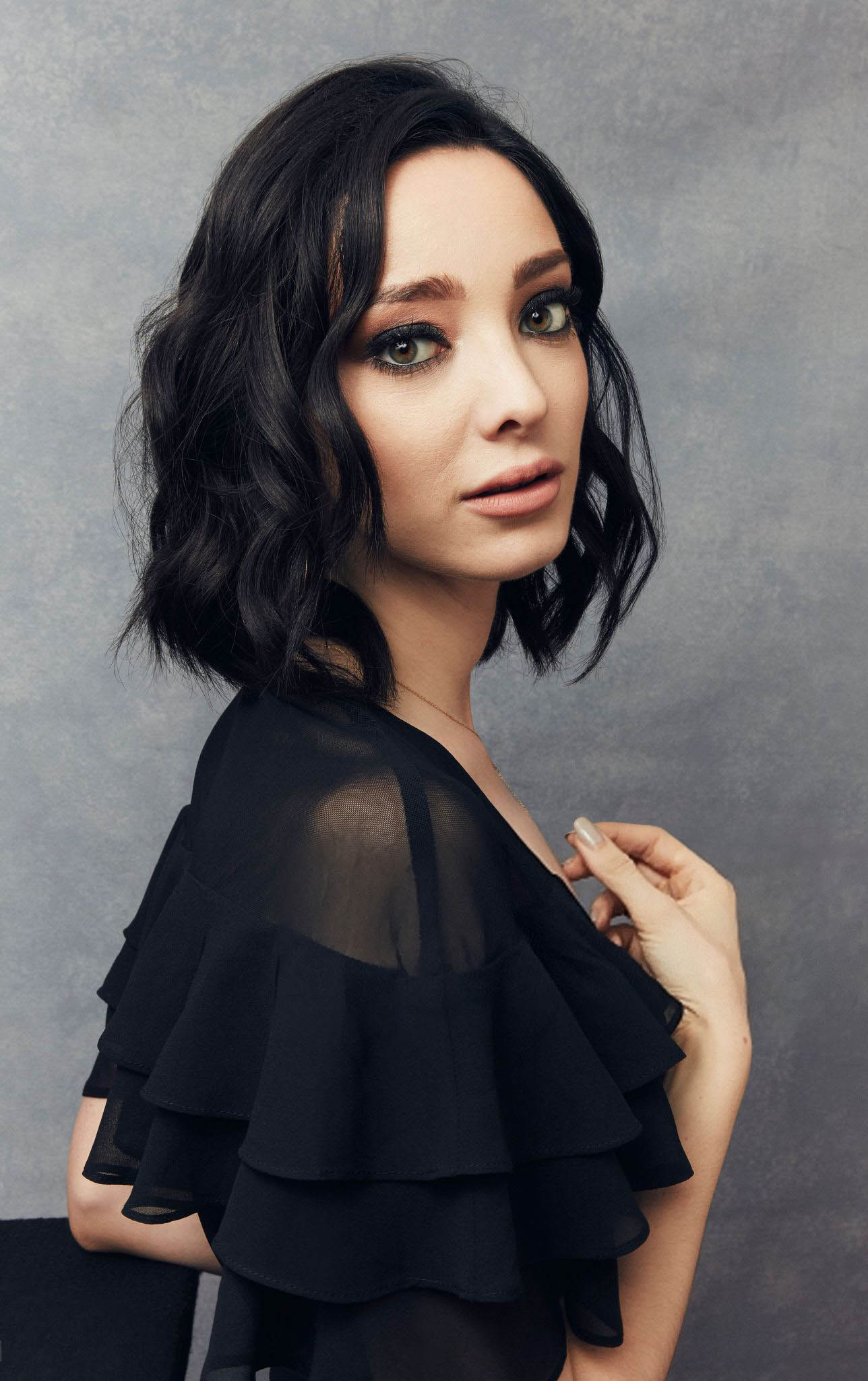 Emma Dumont The Gifted TV Show Wallpapers