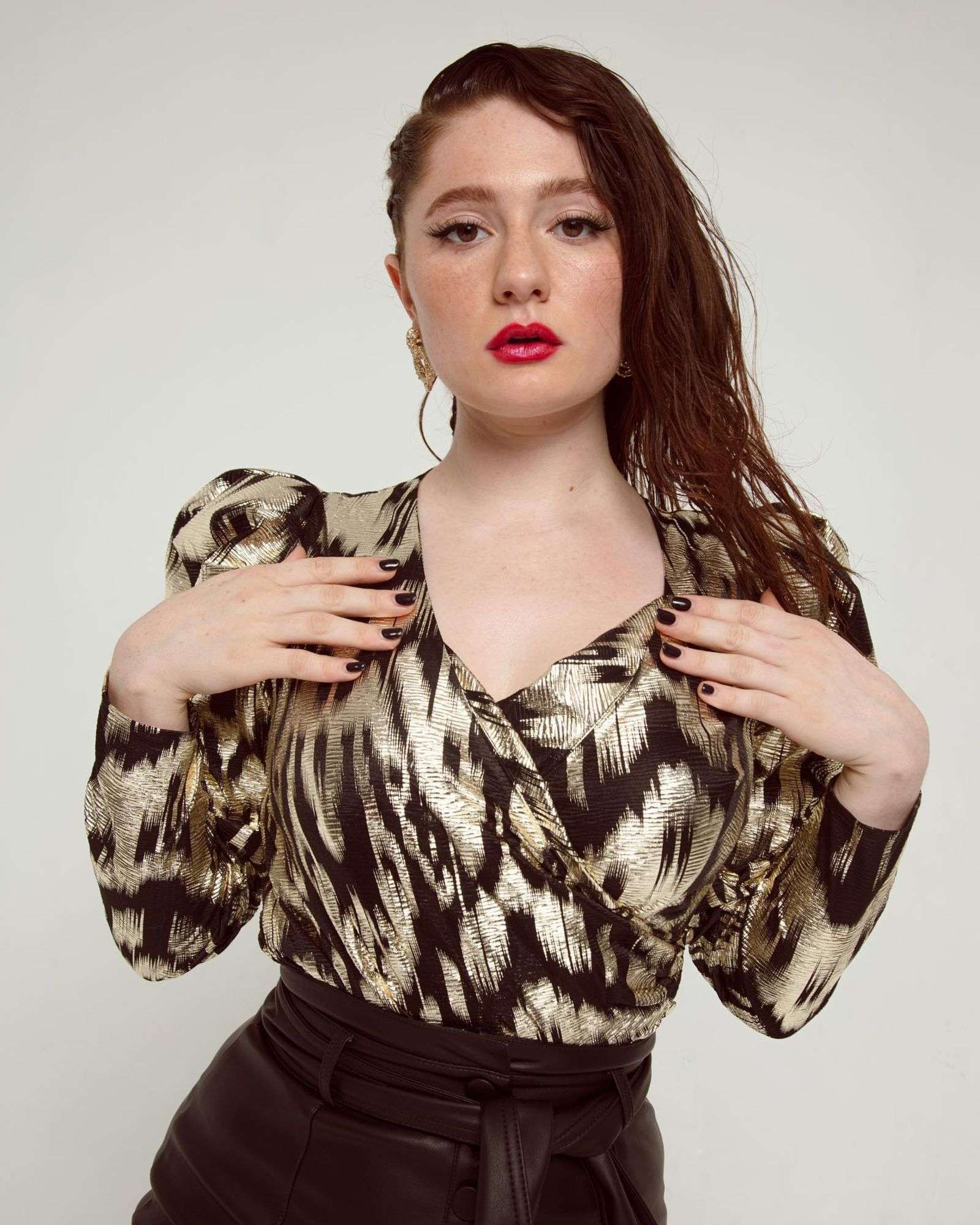 Emma Kenney For Cosmopolitan Wallpapers