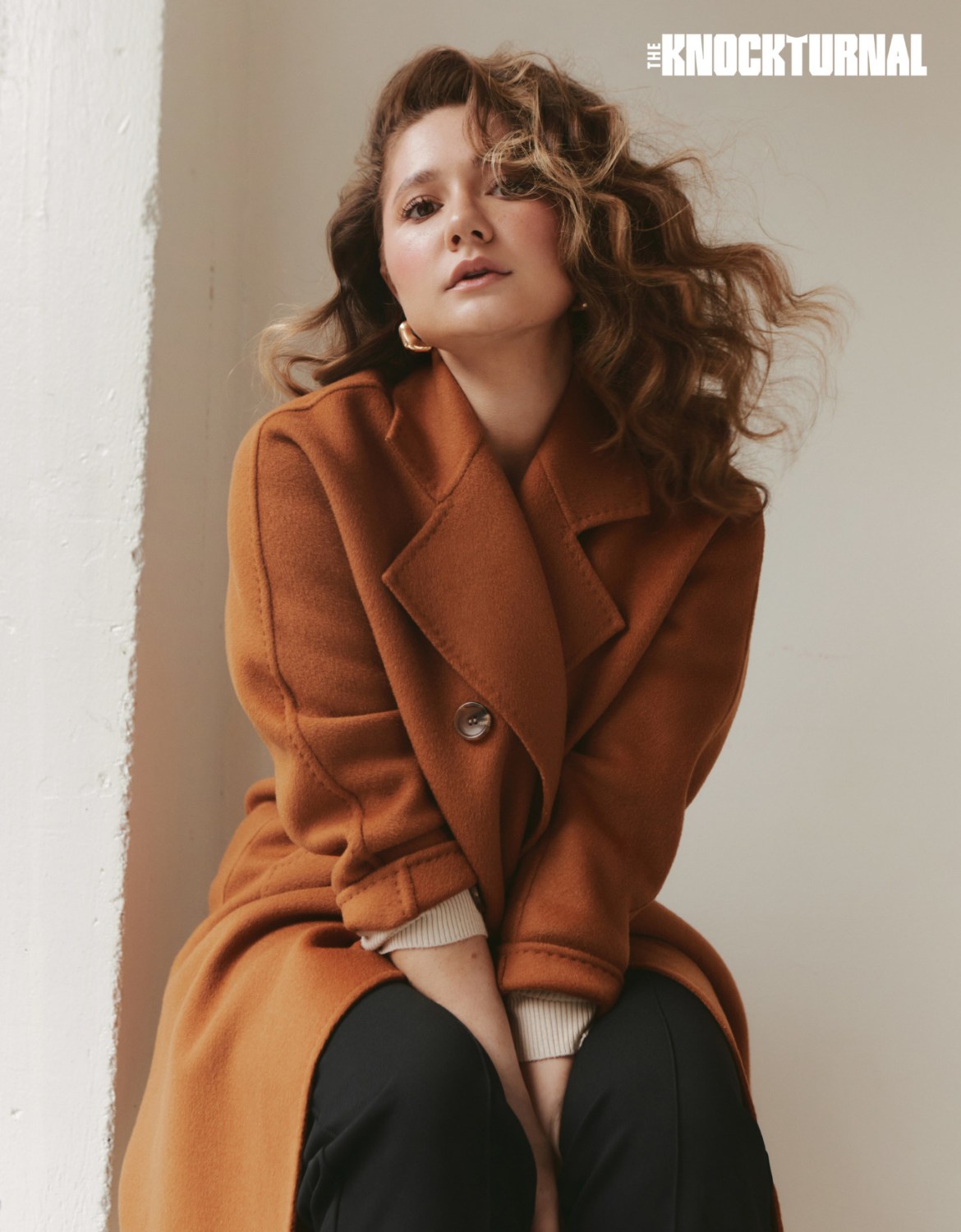Emma Kenney Photoshoot For Cosmopolitan Wallpapers