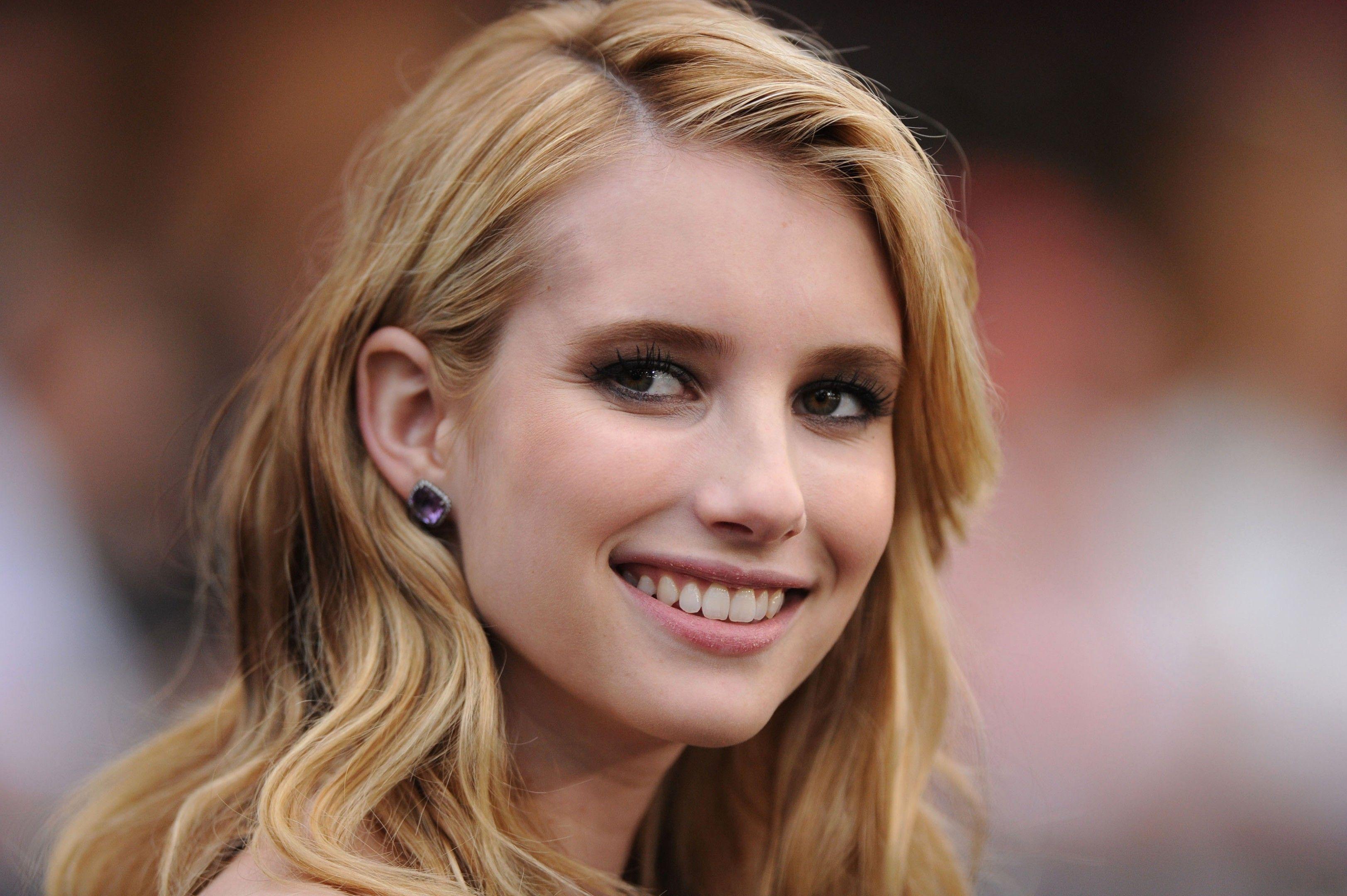 Emma Roberts 2019 Wallpapers