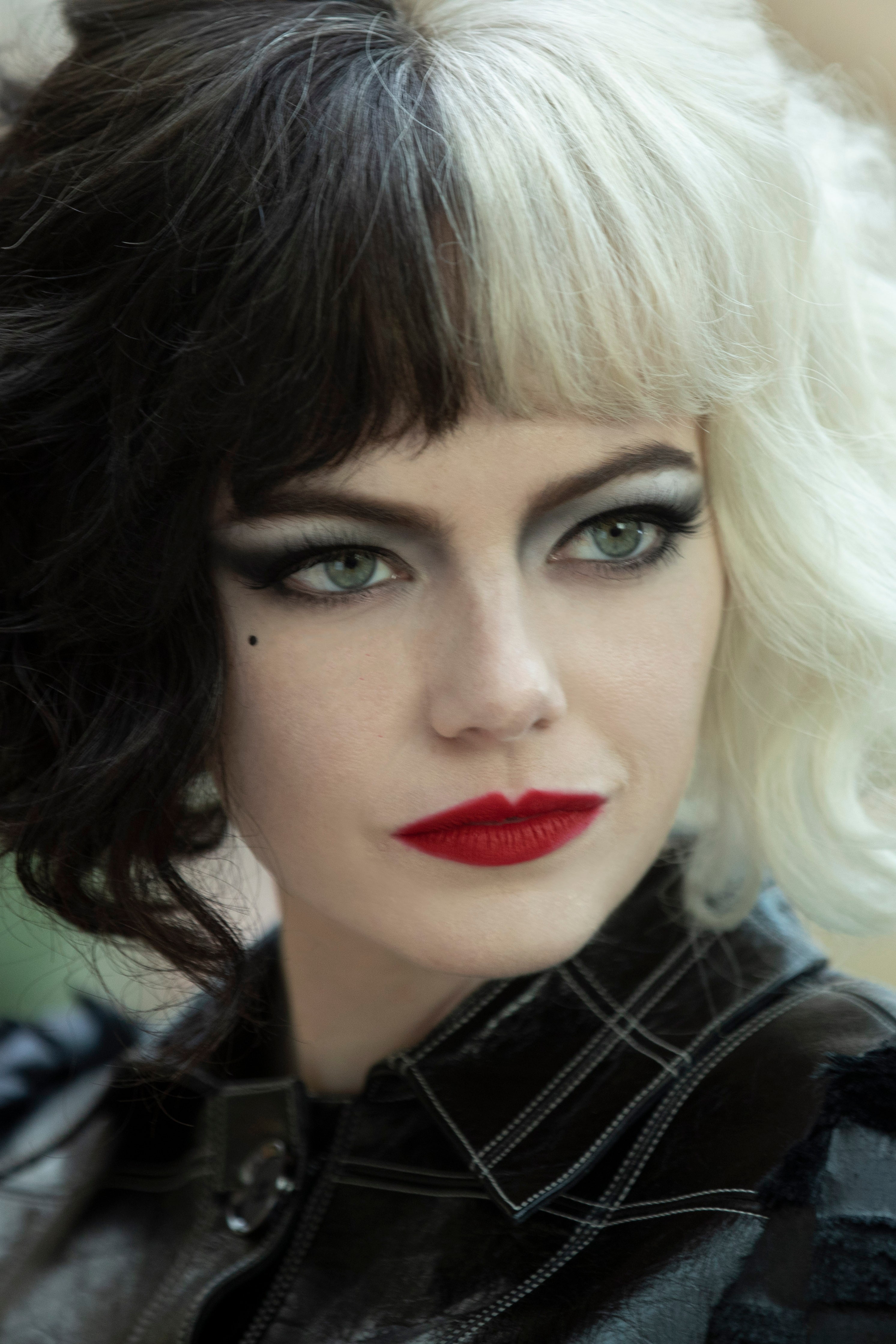 Emma Stone As Cruella De Vil Wallpapers