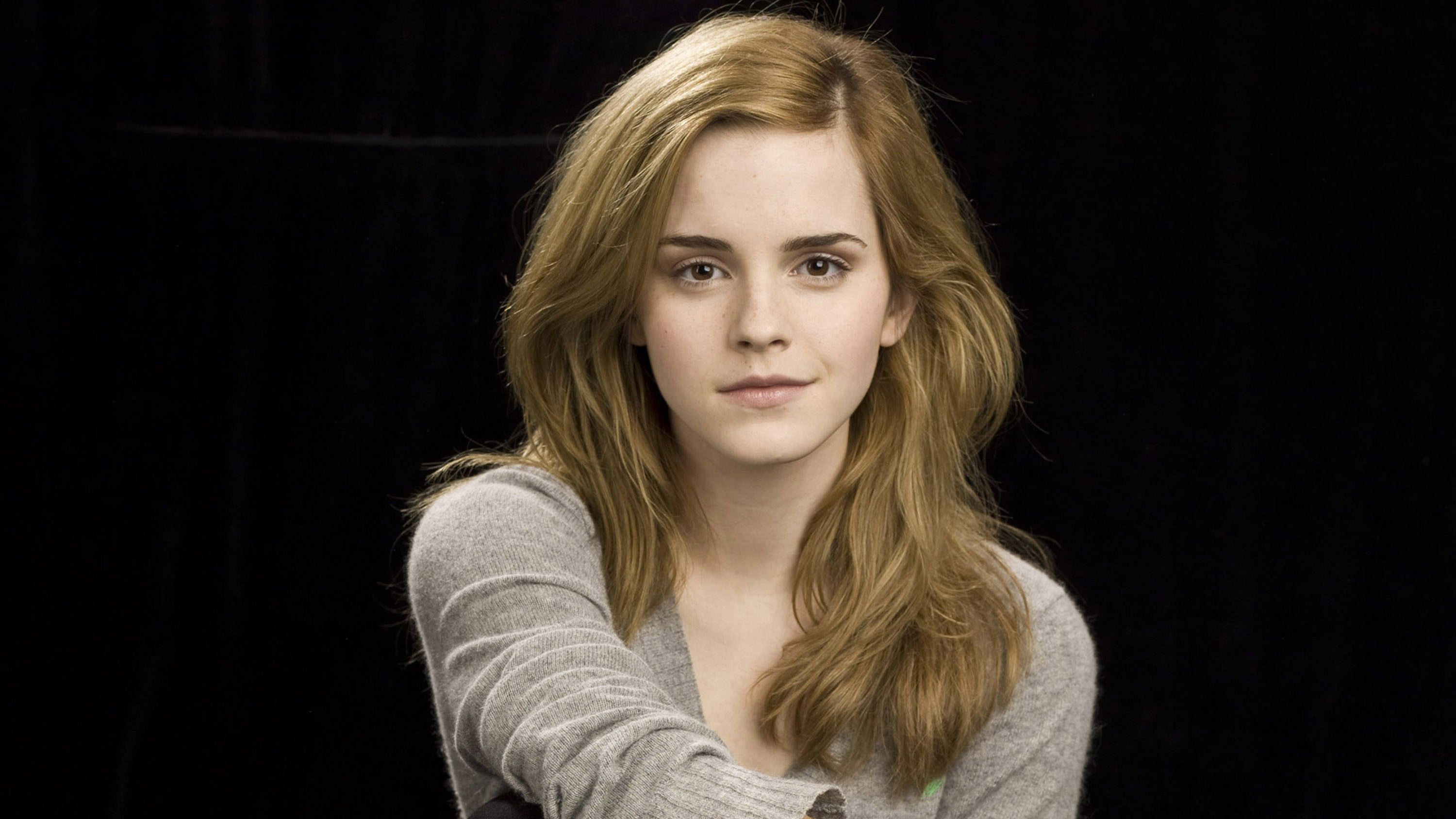 Emma Watson Wallpapers