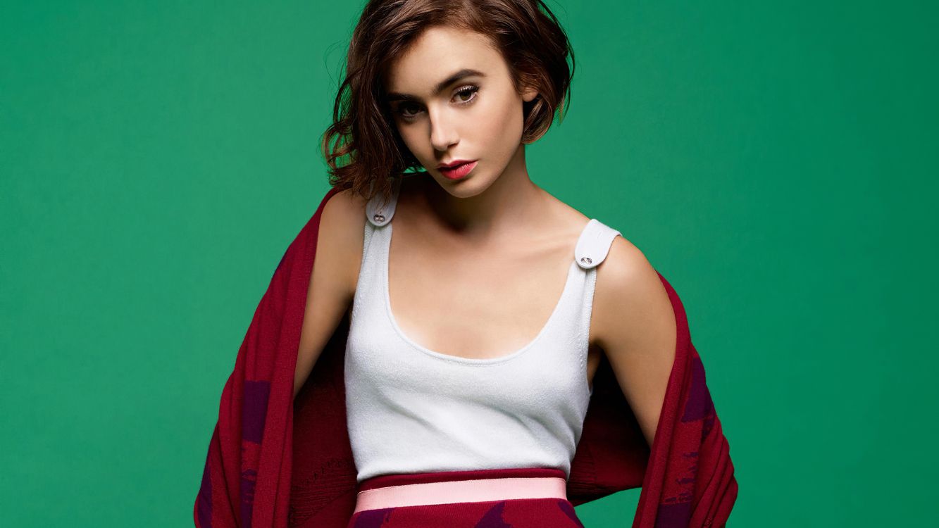 English Lily Collins Wallpapers