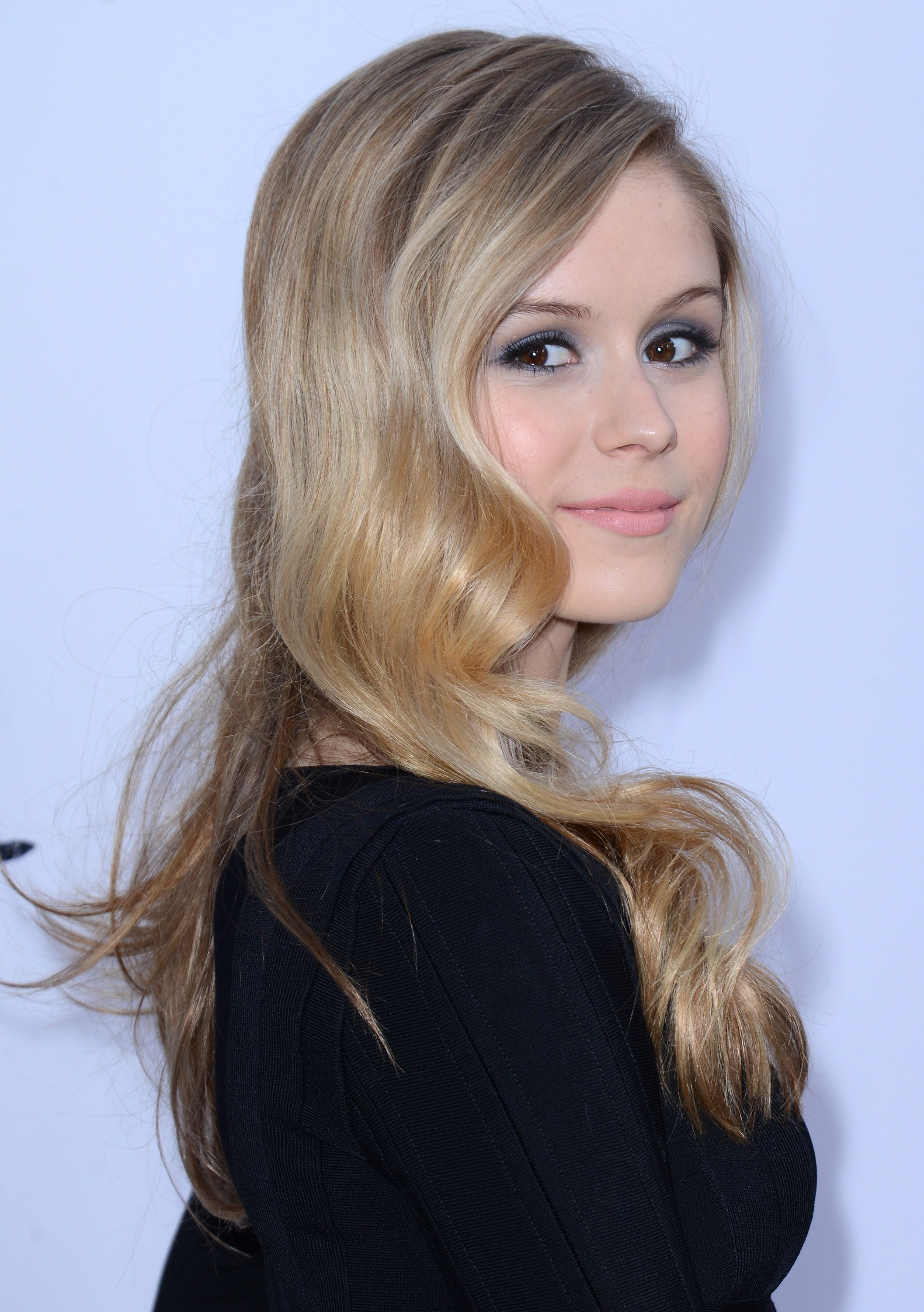 Erin Moriarty Wallpapers