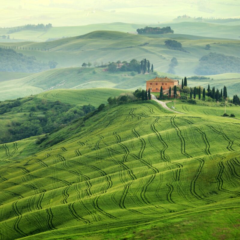 Europe Italy'S Tuscany Summer  Hills Field With House Wallpapers