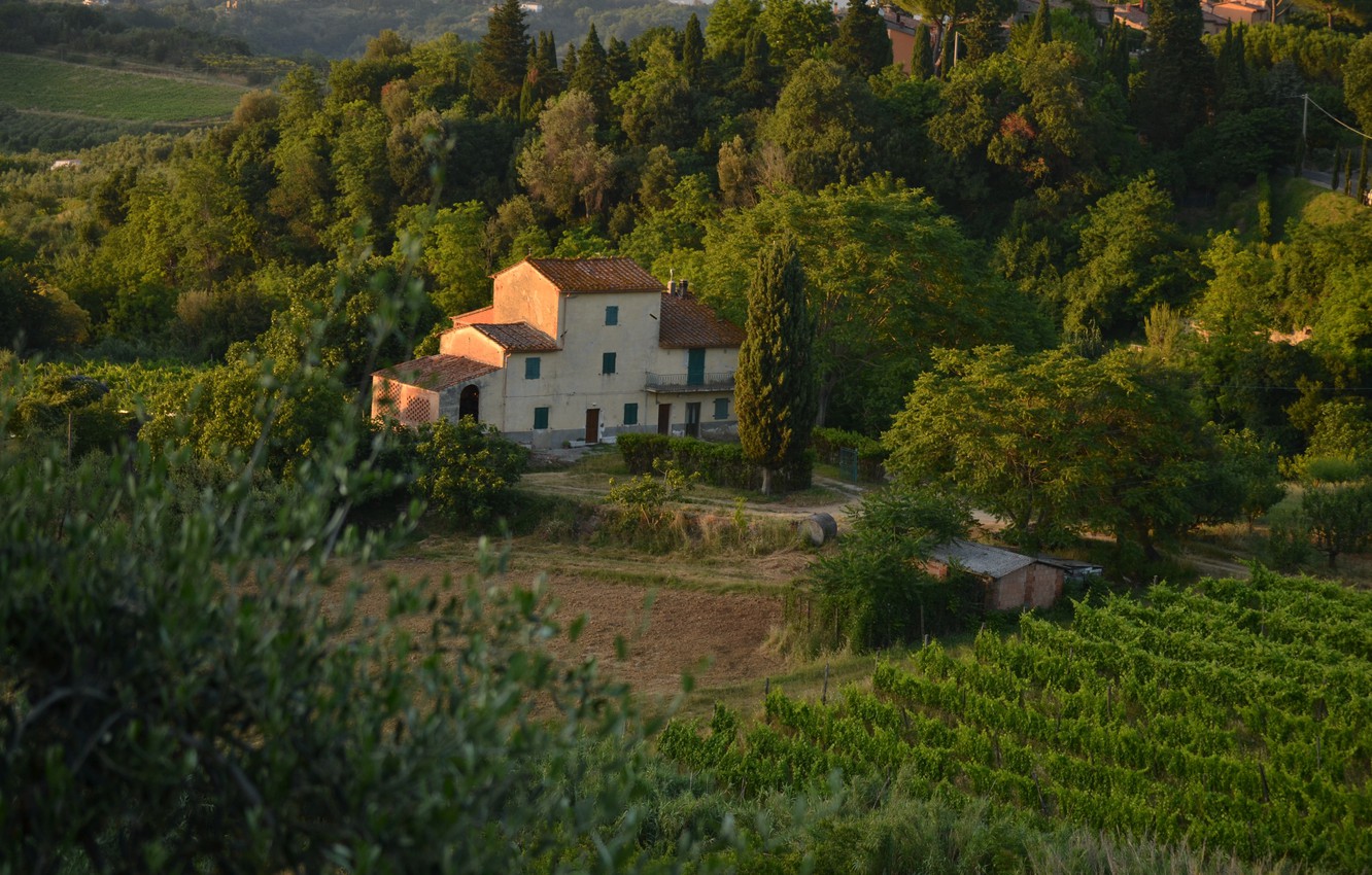 Europe Italy'S Tuscany Summer  Hills Field With House Wallpapers