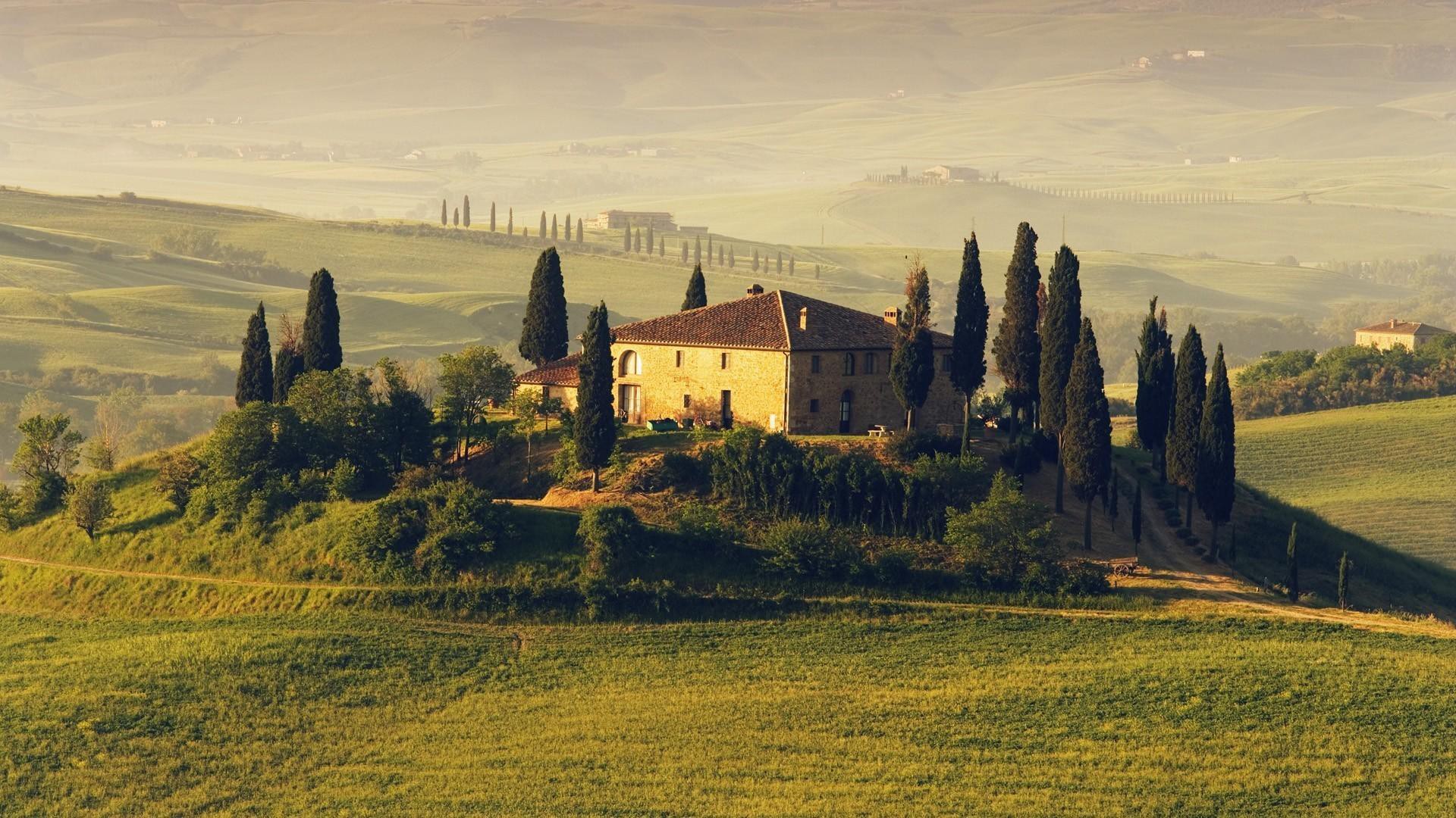 Europe Italy'S Tuscany Summer  Hills Field With House Wallpapers