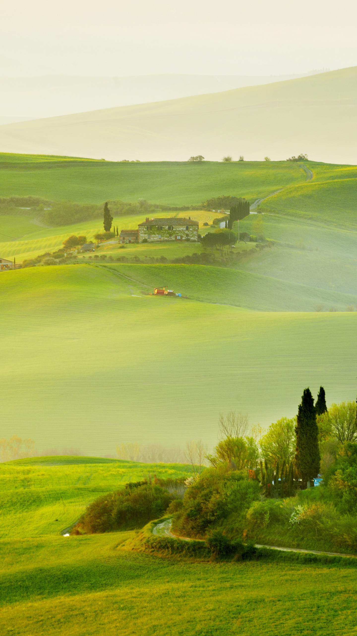 Europe Italy'S Tuscany Summer  Hills Field With House Wallpapers