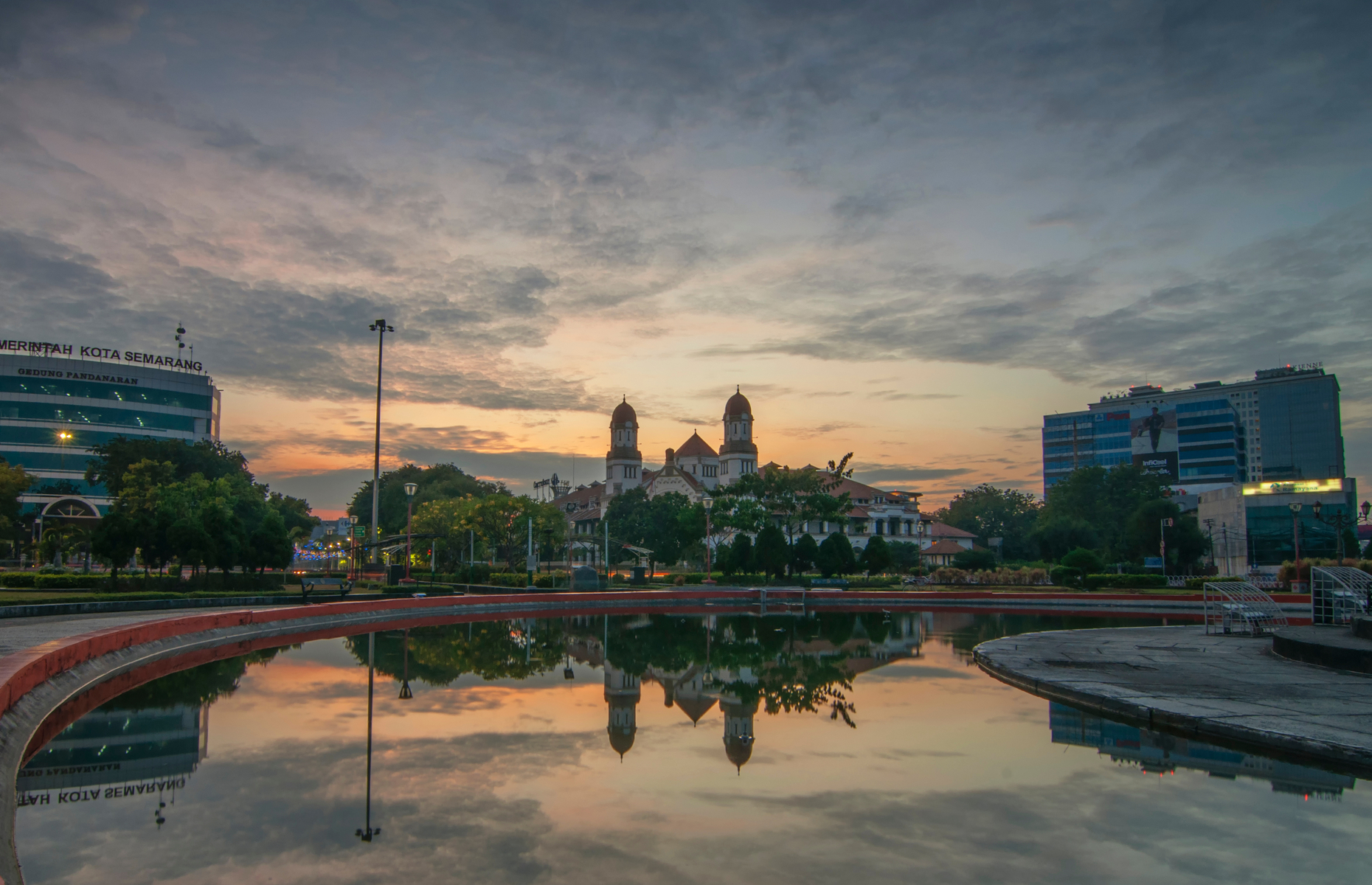 Evening In Semarang City Indonesia Wallpapers