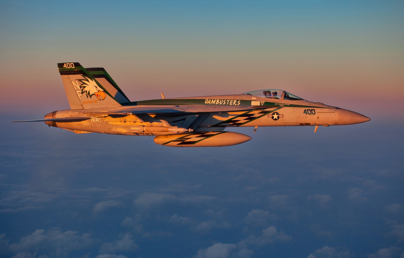 F-18B Wallpapers