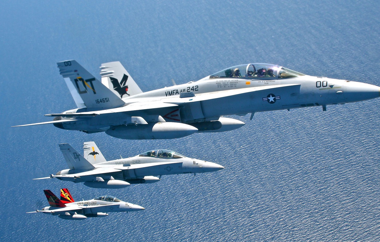 F-18B Wallpapers