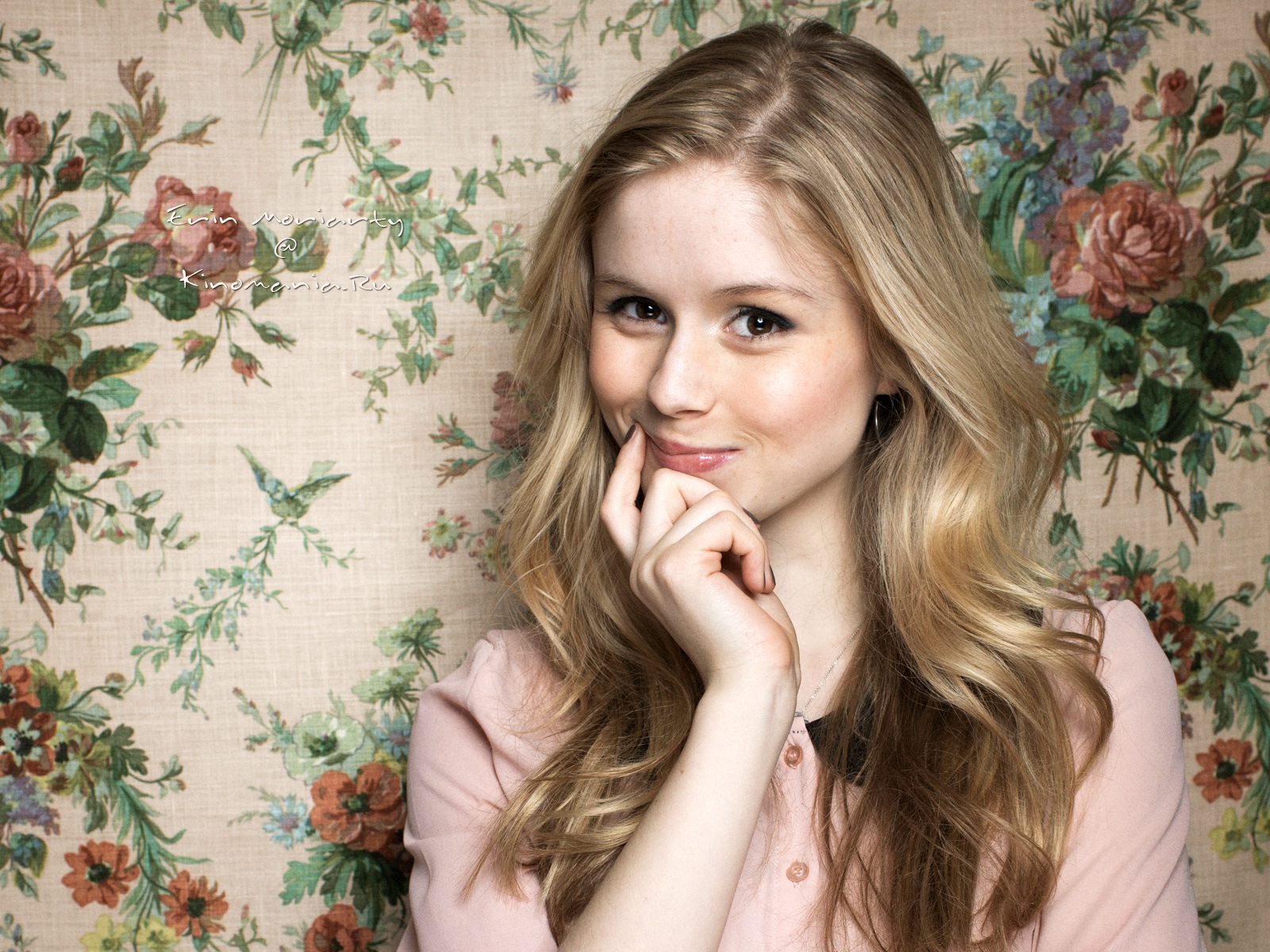 Face of Erin Moriarty Wallpapers