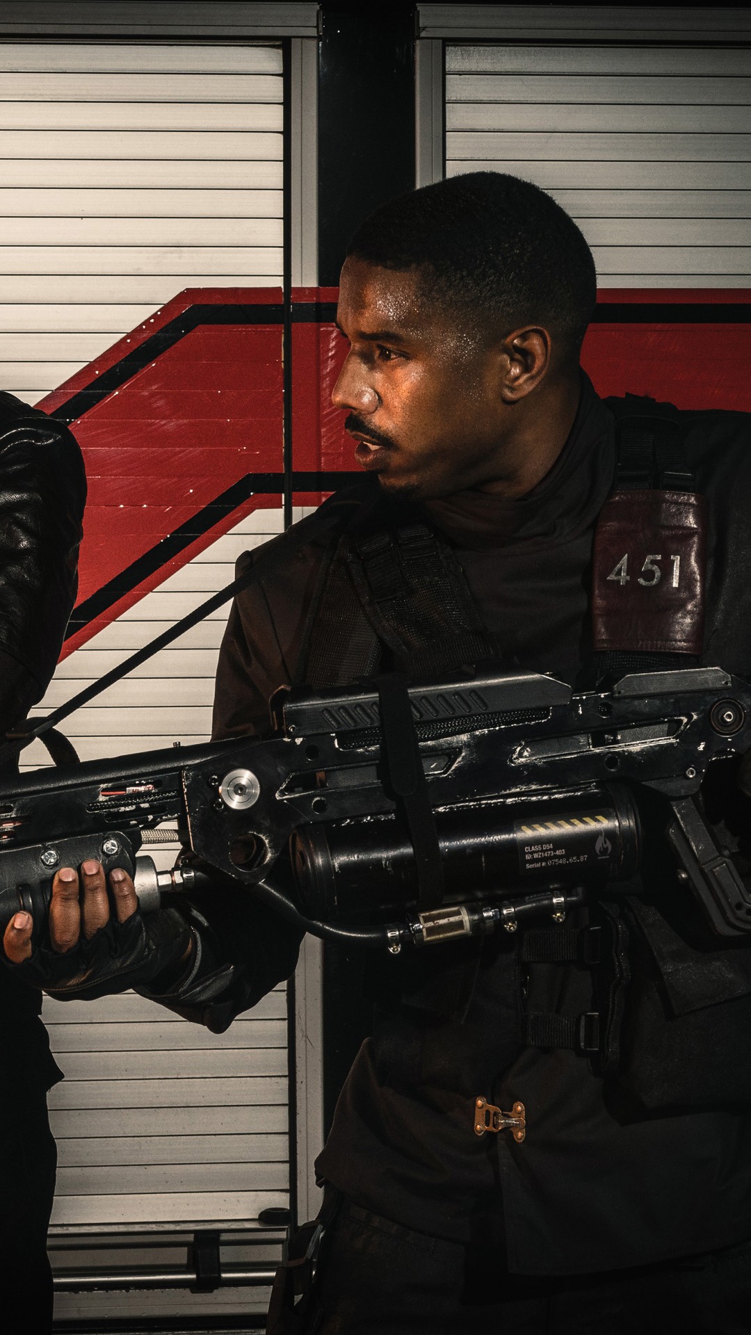 Fahrenheit 451 Movie 2018 Michael B. Jordan And Michael Shannon Wallpapers