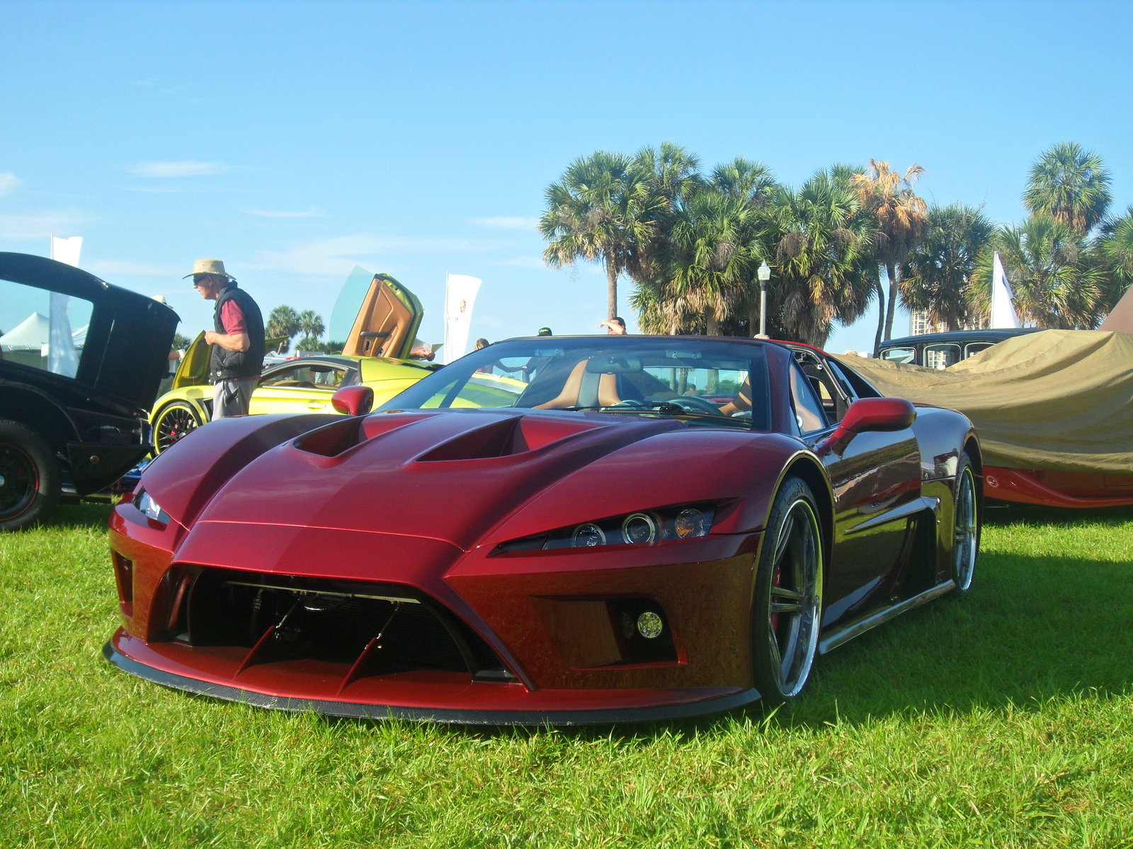 Falcon F7 Wallpapers