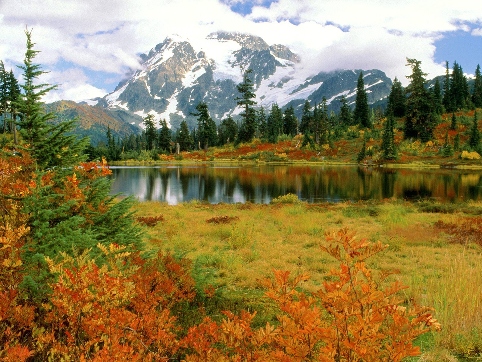 Fall Mountain Lake Wallpapers