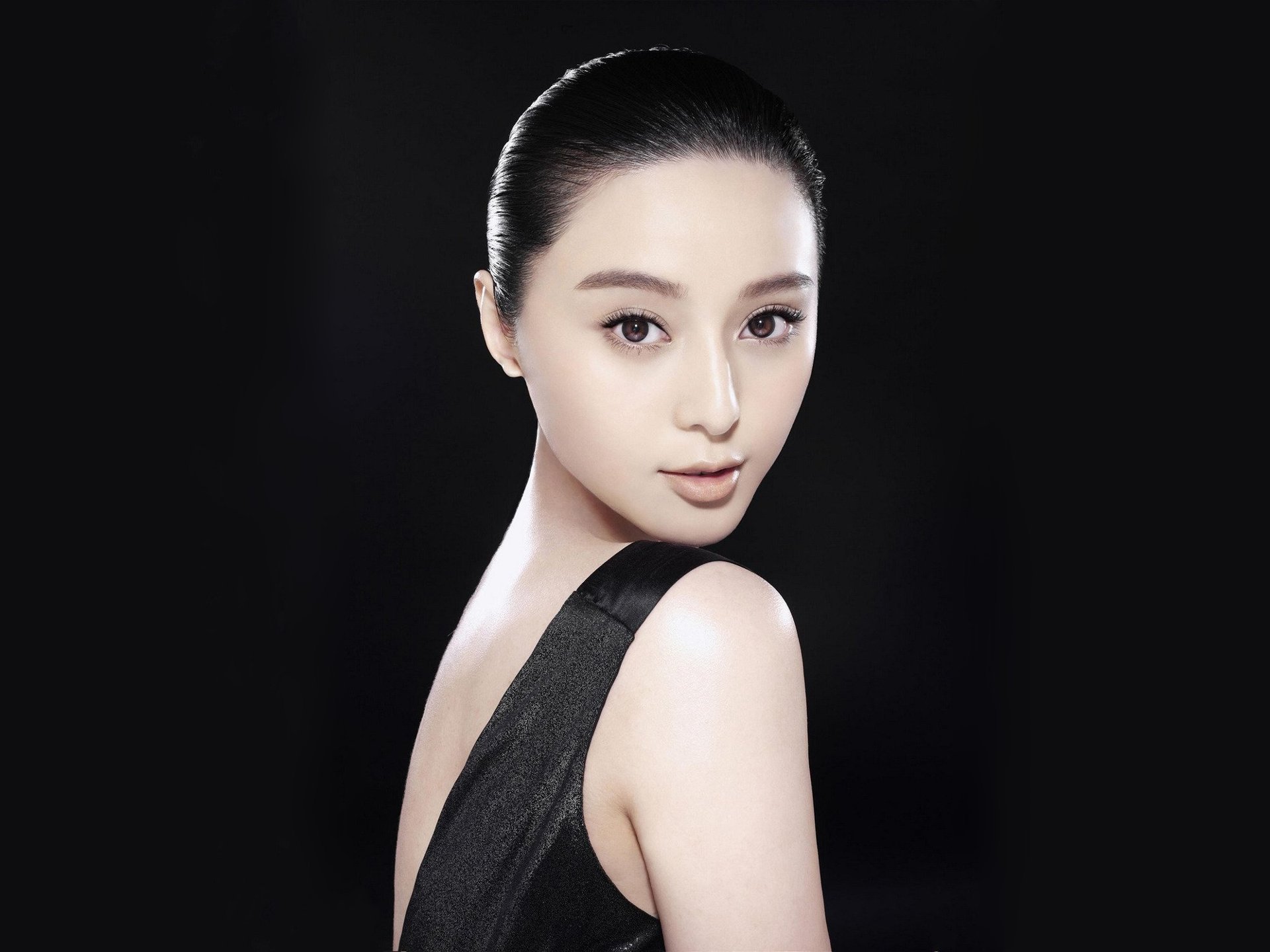 Fan Bingbing Chinese Actress Photoshoot Wallpapers