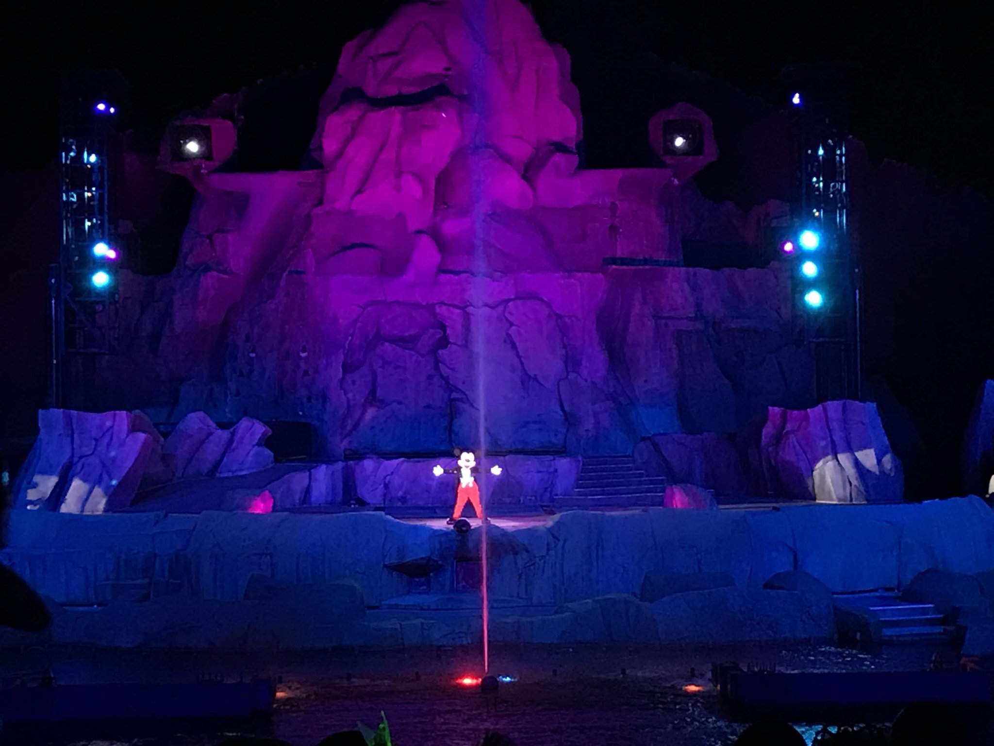 Fantasmic Wallpapers