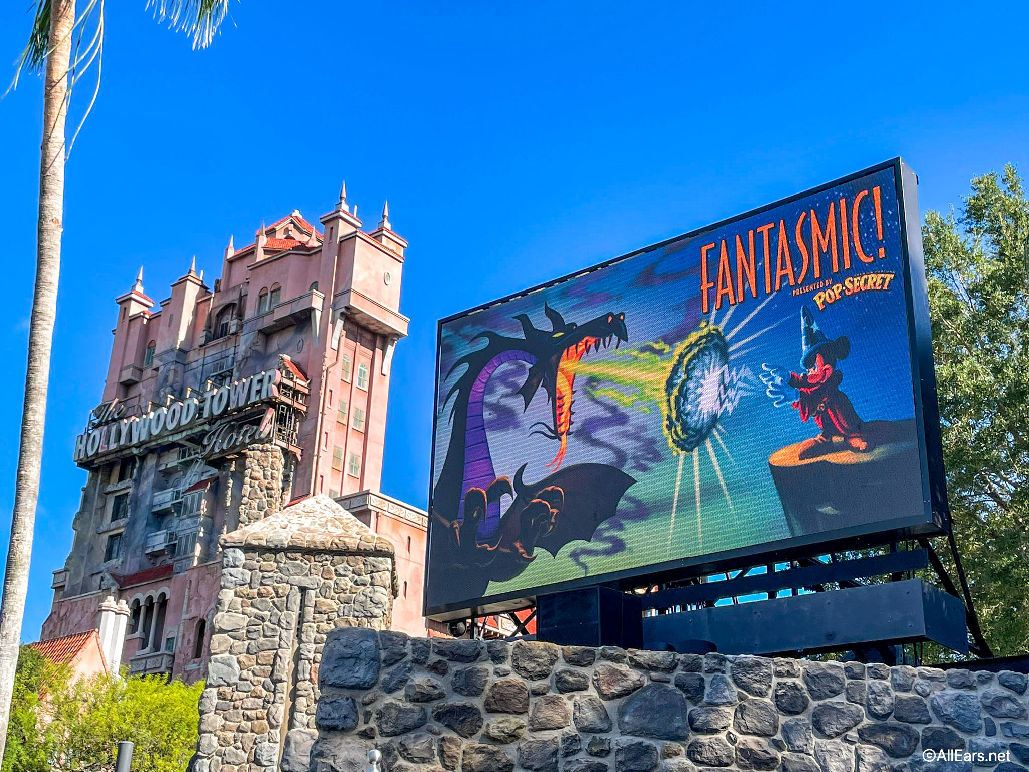 Fantasmic Wallpapers