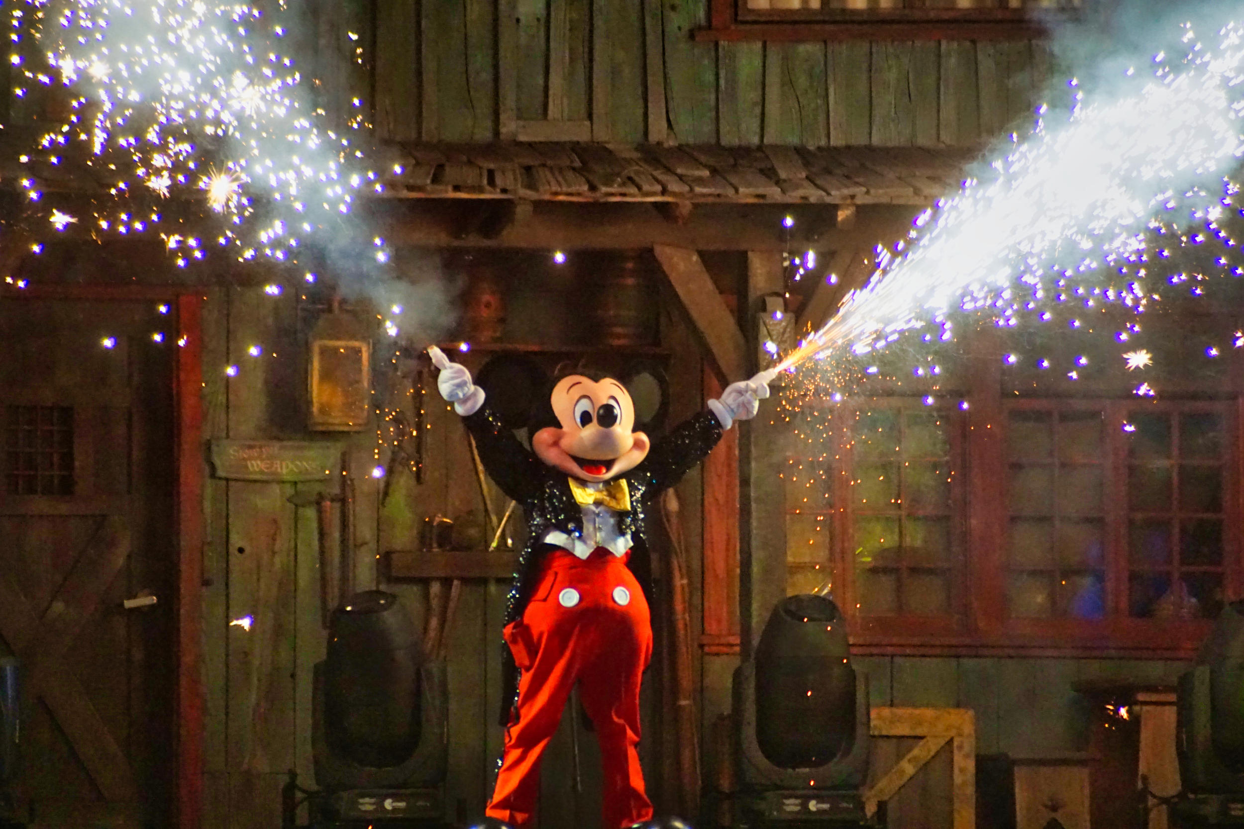 Fantasmic Wallpapers