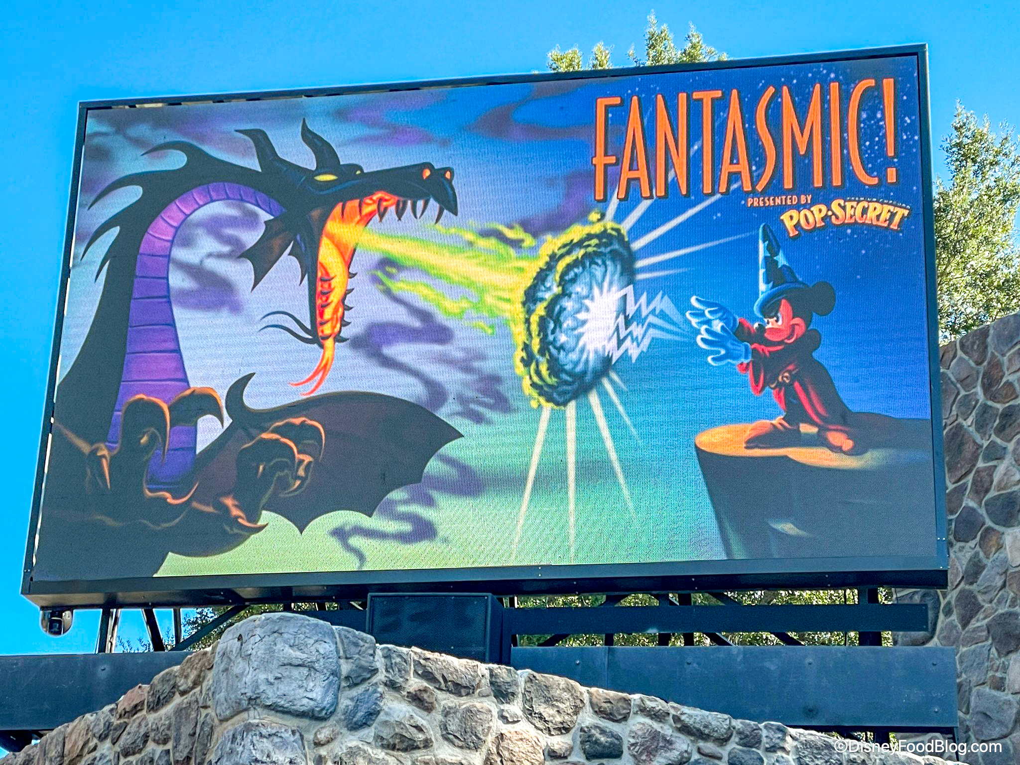 Fantasmic Wallpapers