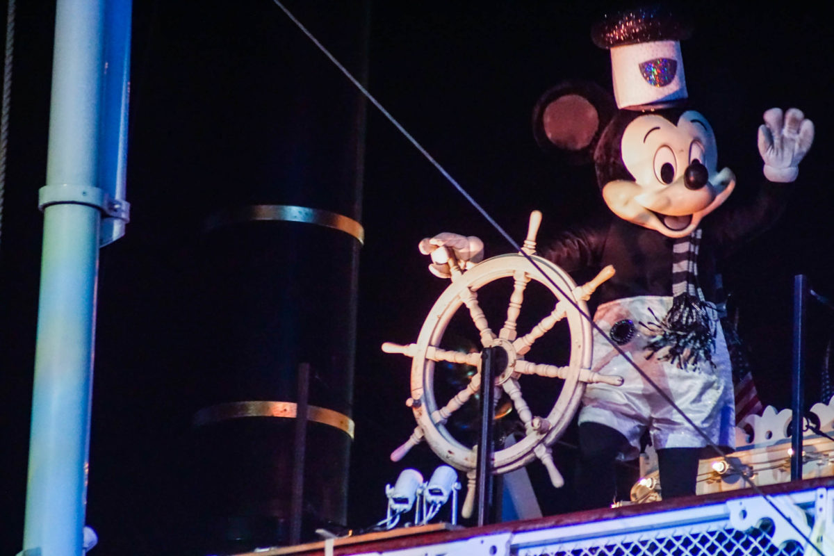 Fantasmic Wallpapers