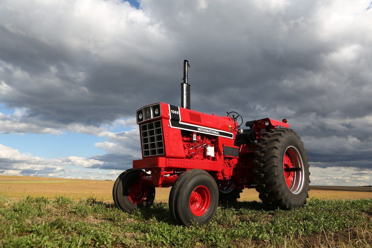 Farmall Tractor Wallpapers