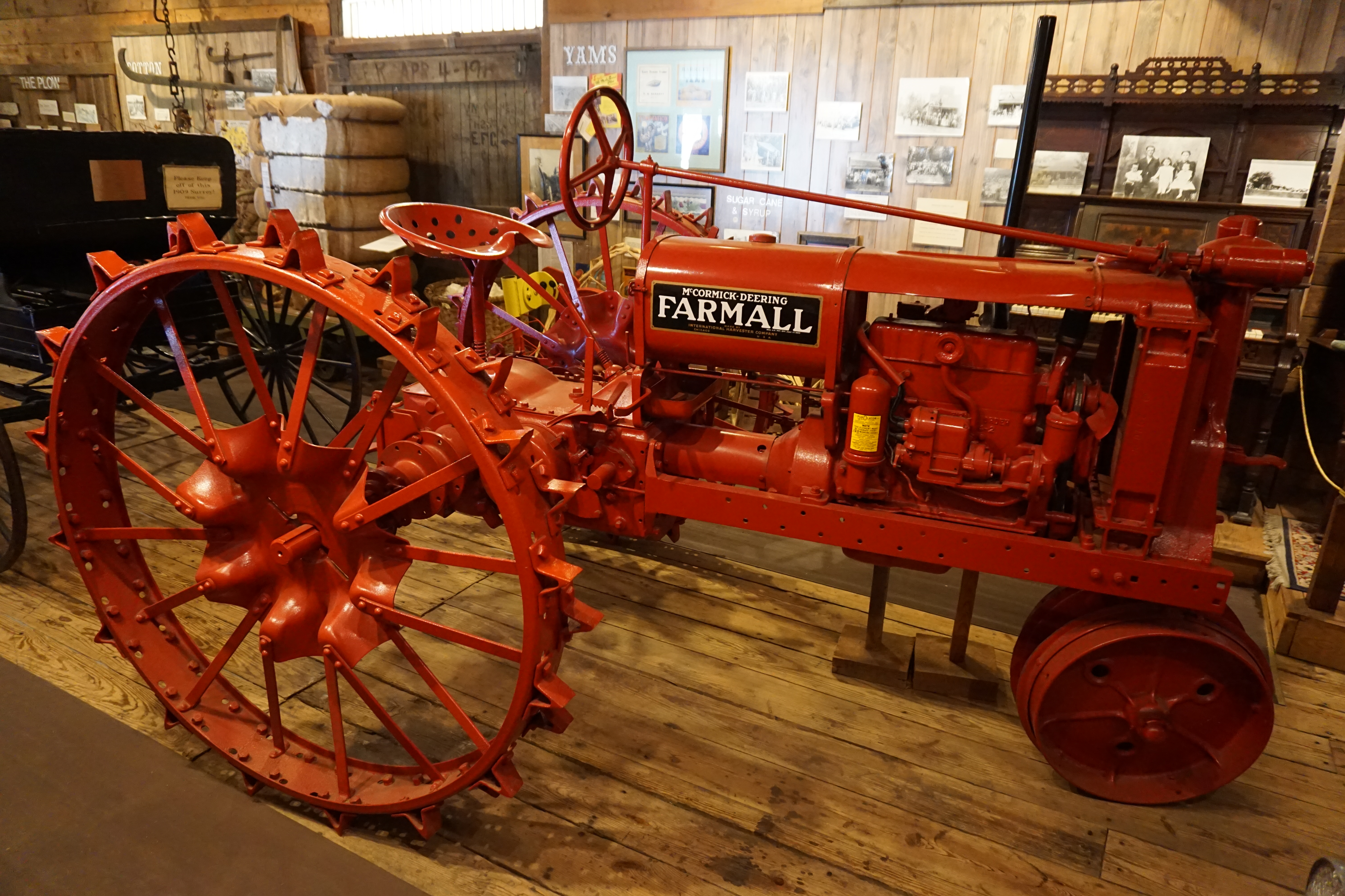 Farmall Tractor Wallpapers