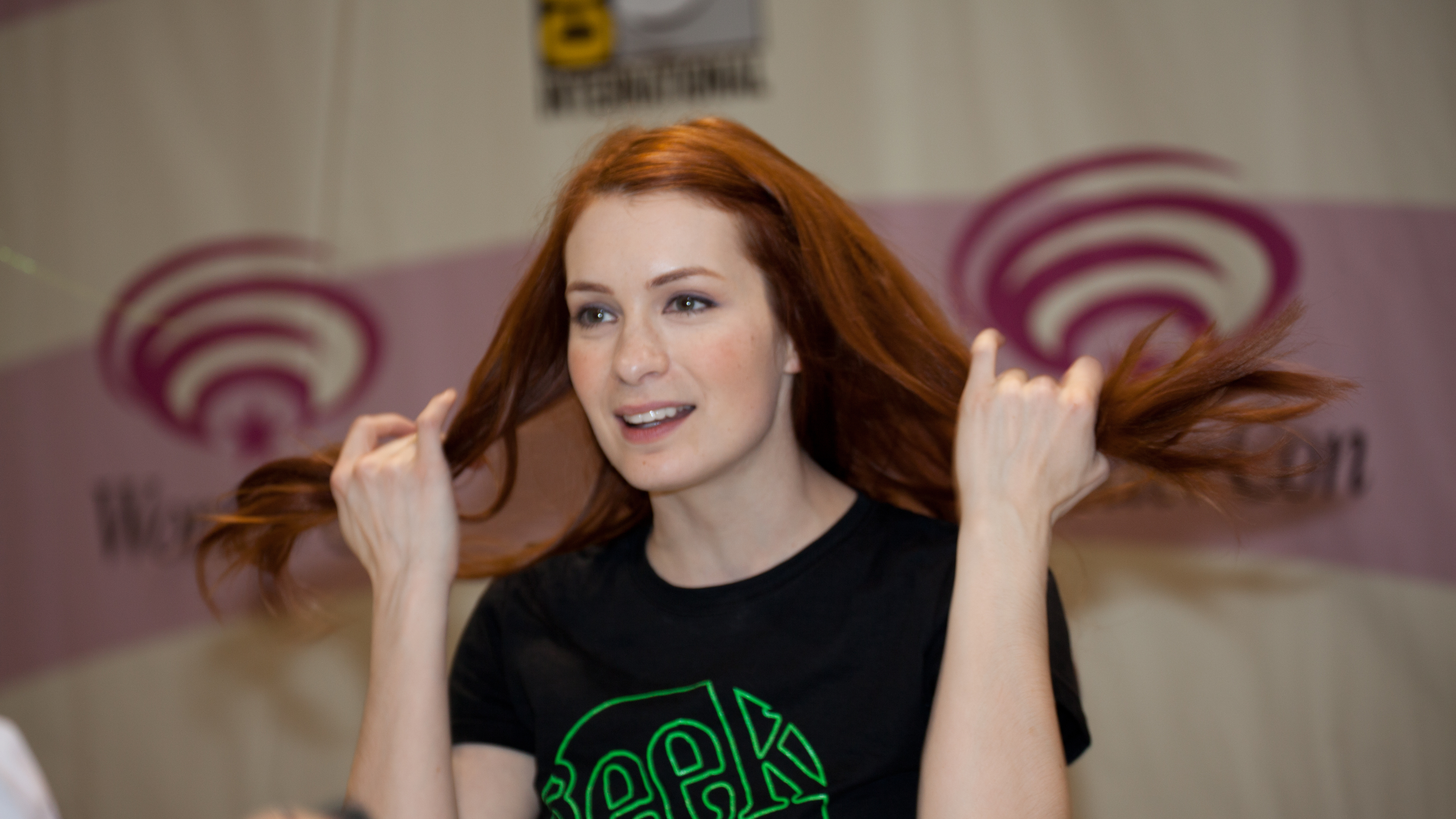 Felicia Day Wallpapers