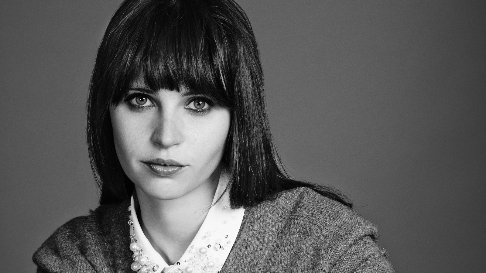 Felicity Jones Portrait 2018 Wallpapers