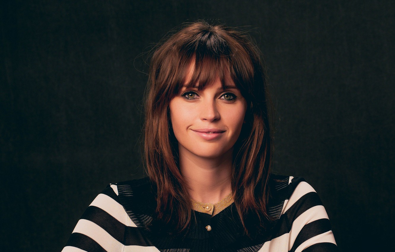 Felicity Jones Portrait Wallpapers