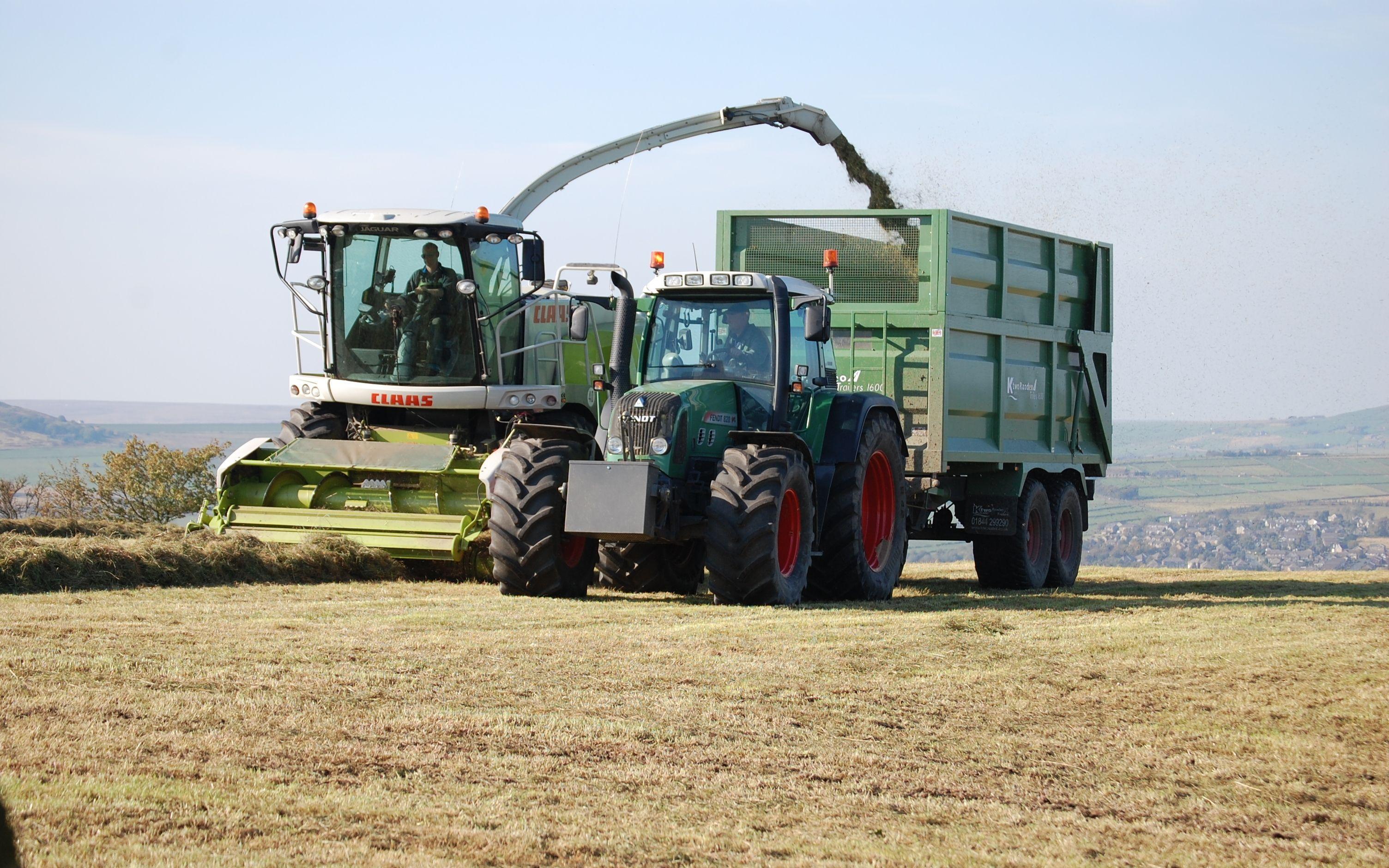 Fendt Trisix Tractor Wallpapers