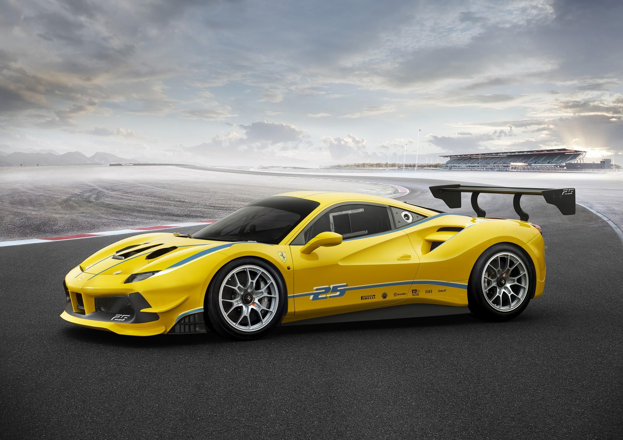 Ferrari 458 Challenge Evoluzione Wallpapers