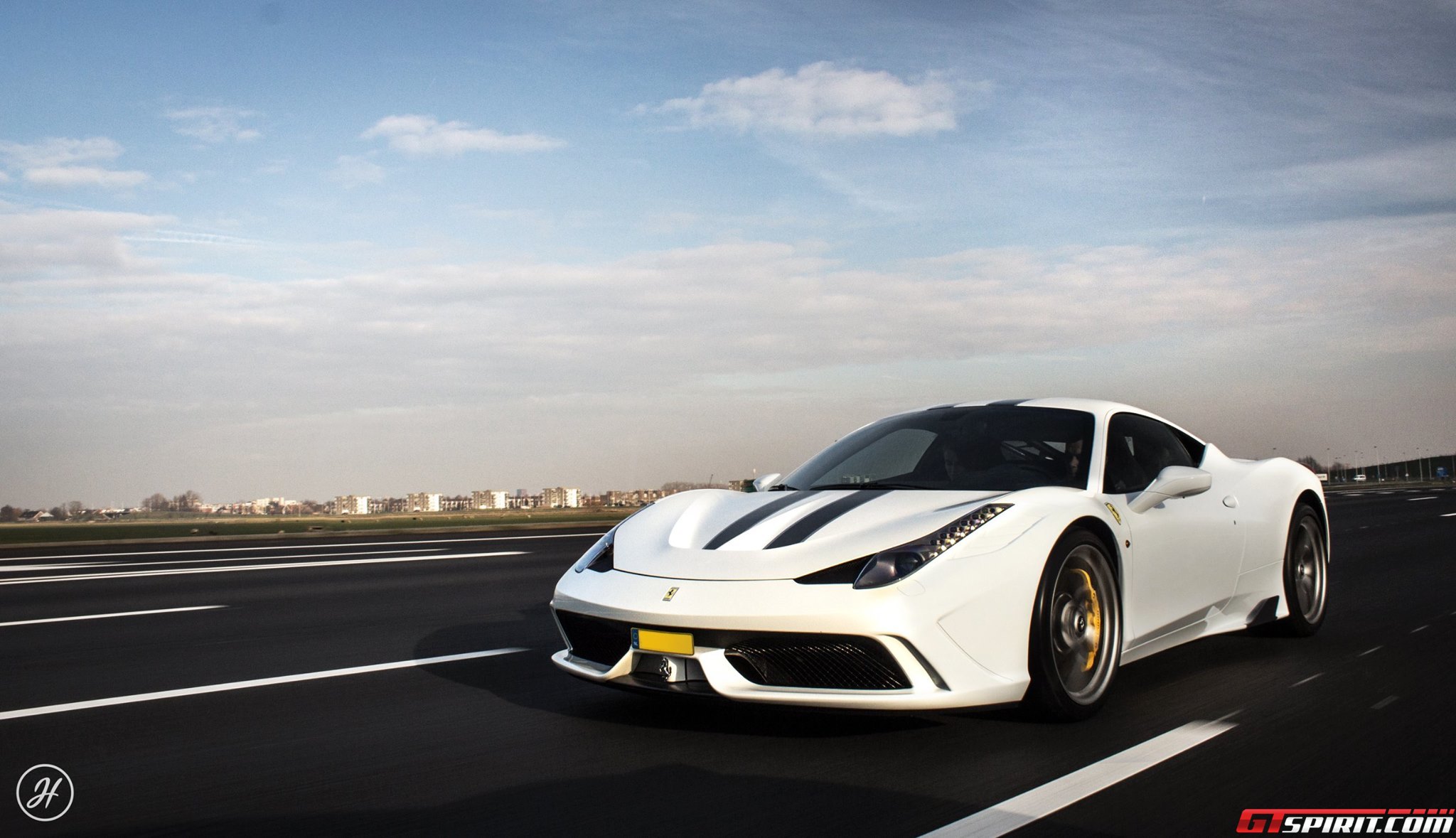 Ferrari 458 Speciale A Wallpapers