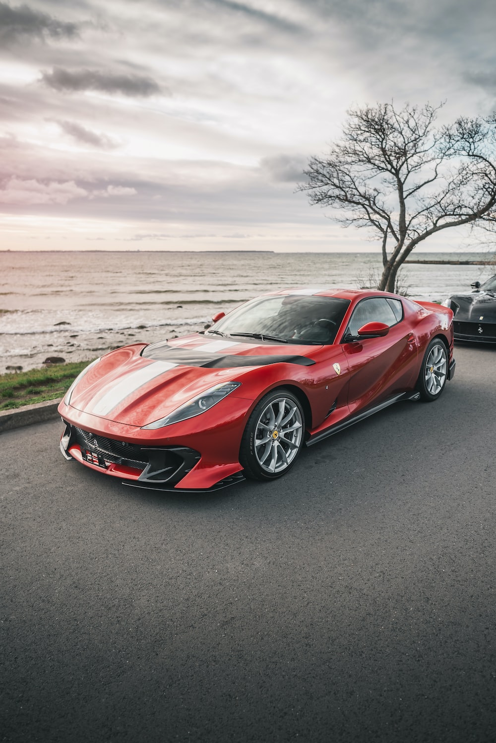 Ferrari 812 Superfast Wallpapers