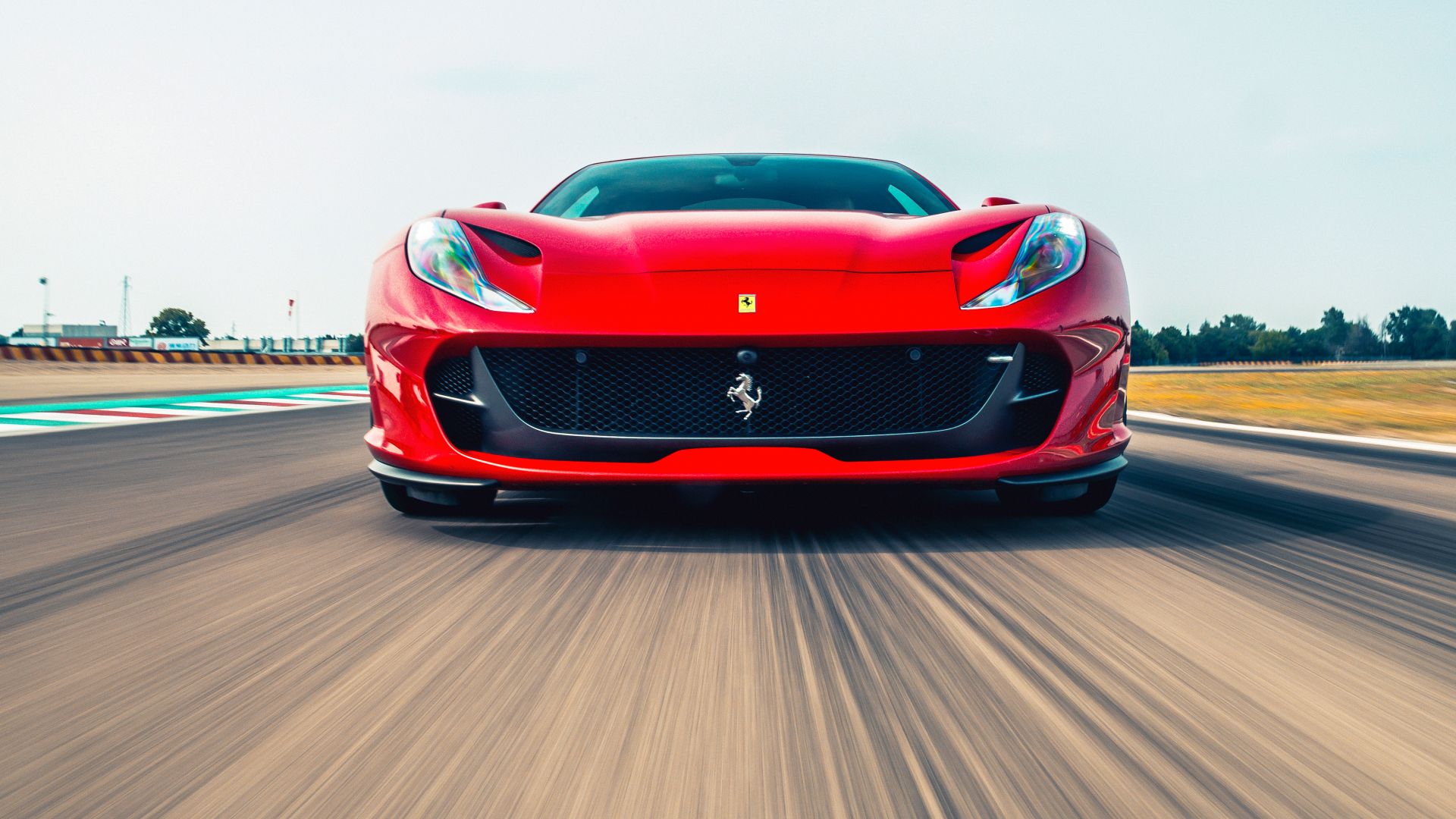 Ferrari 812 Superfast Wallpapers