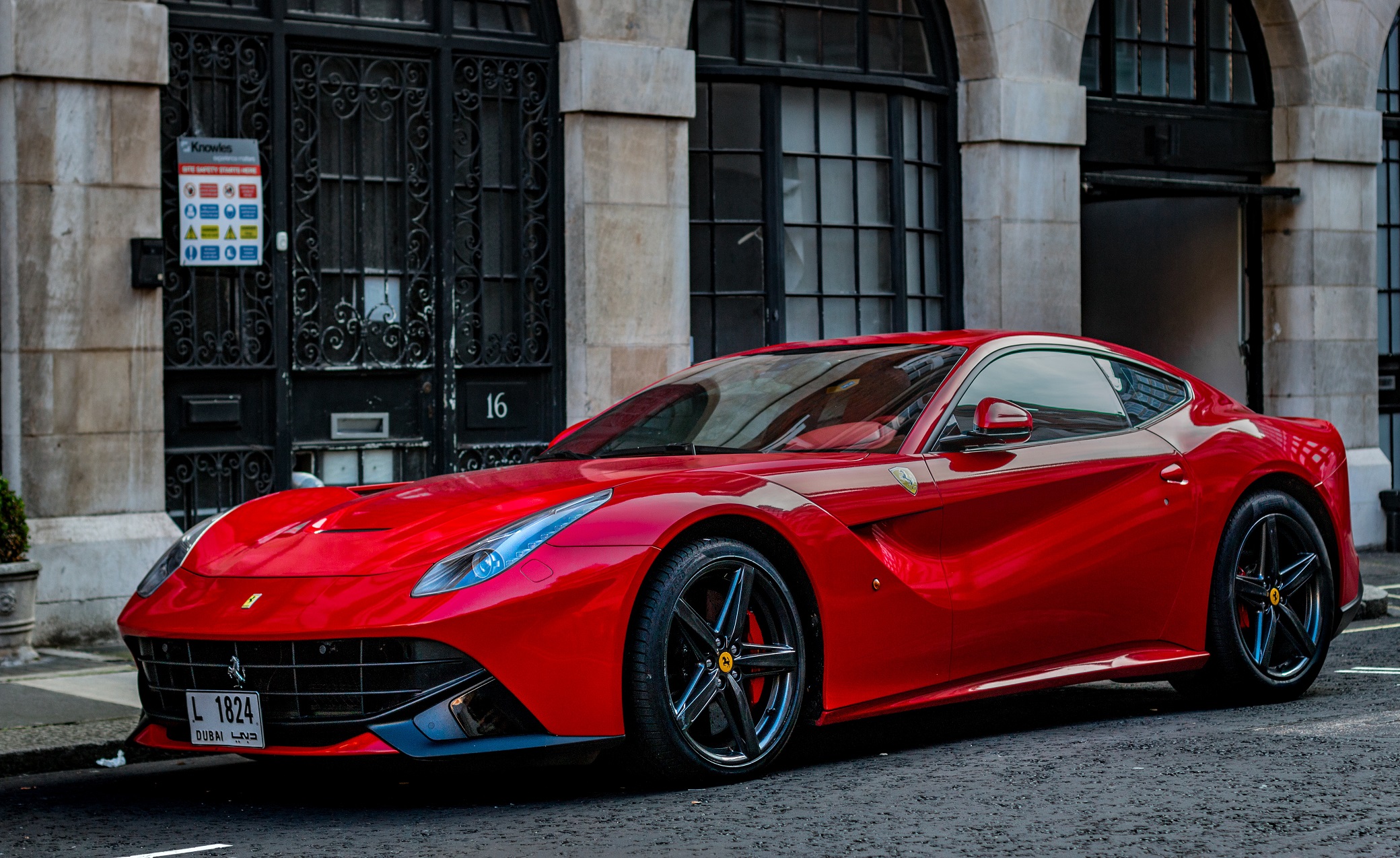 Ferrari F12Berlinetta Wallpapers