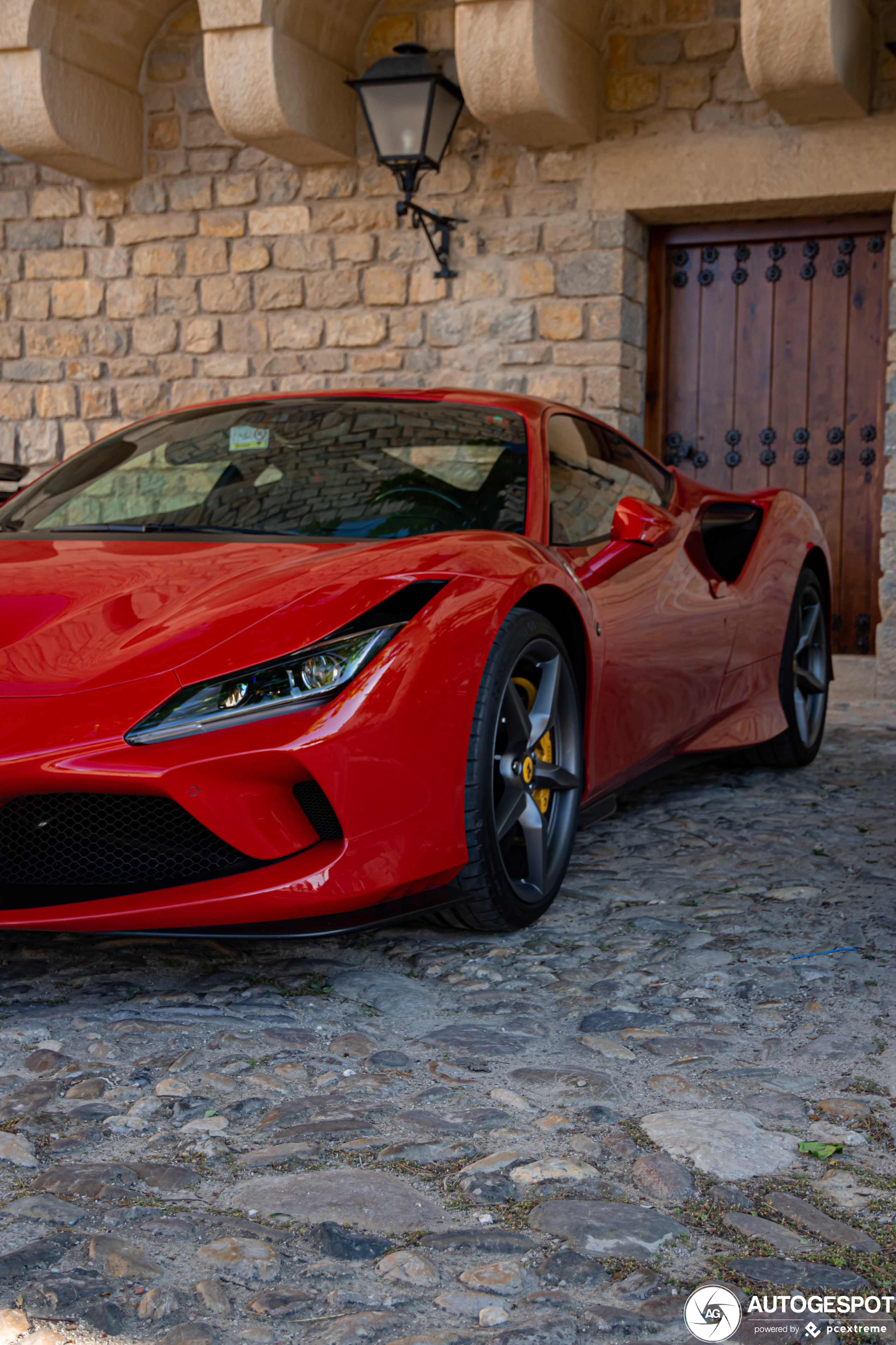 Ferrari F8 Spider Wallpapers