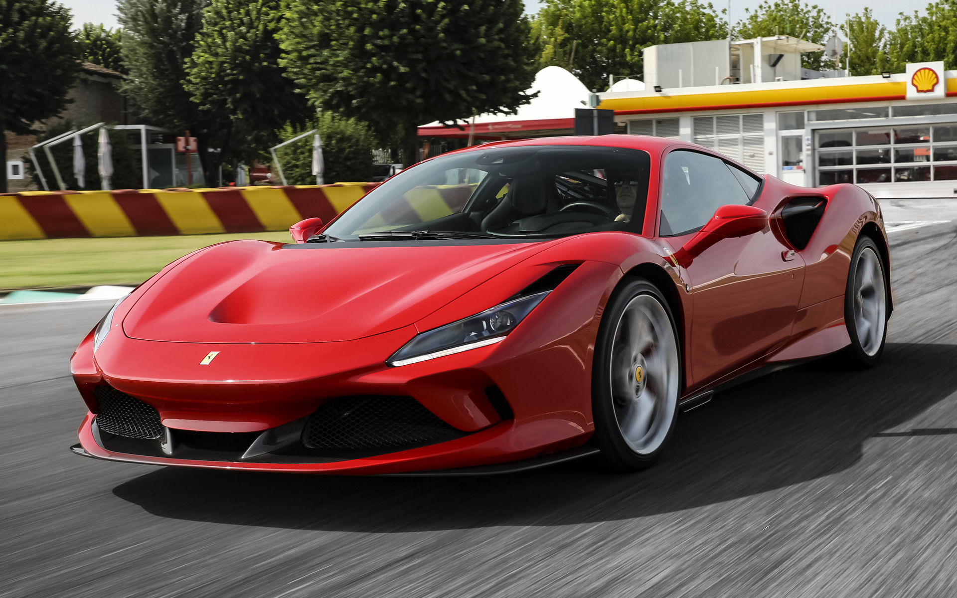 Ferrari F8 Tributo Wallpapers