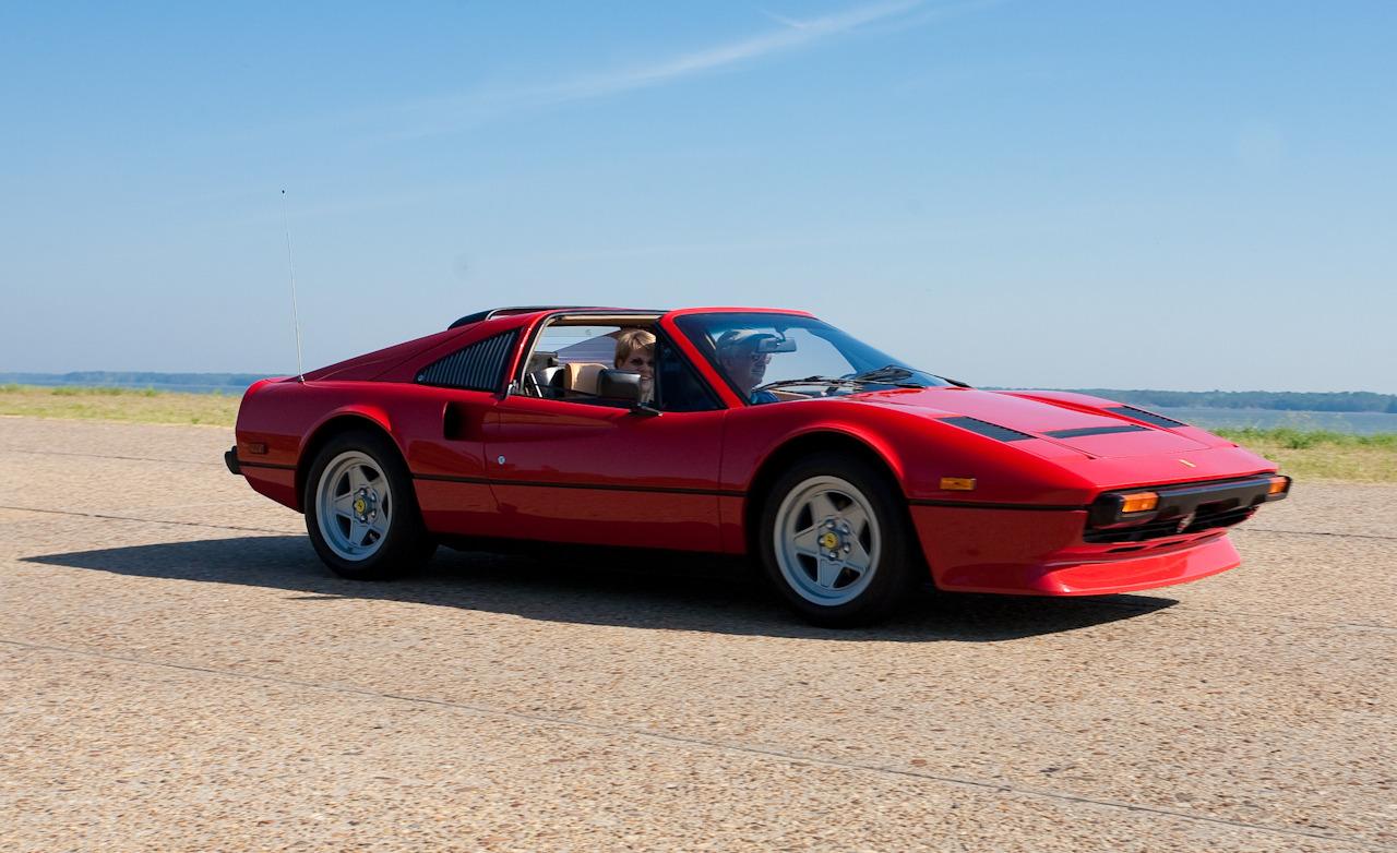 Ferrari Gts Turbo Wallpapers