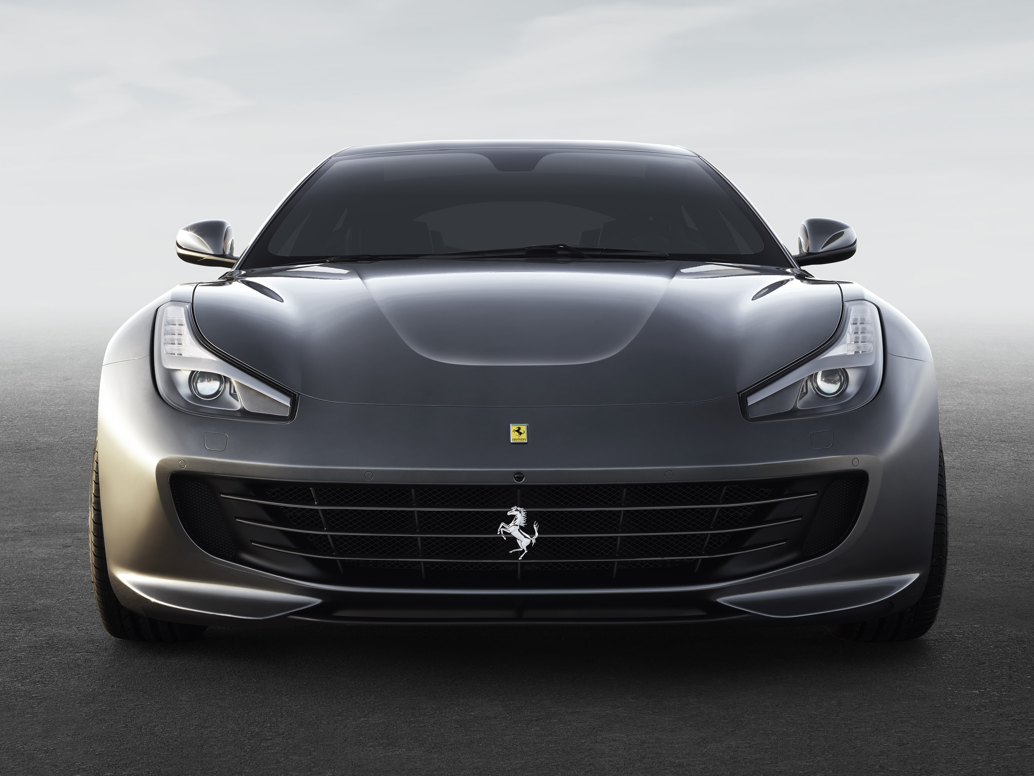 Ferrari Lusso Wallpapers