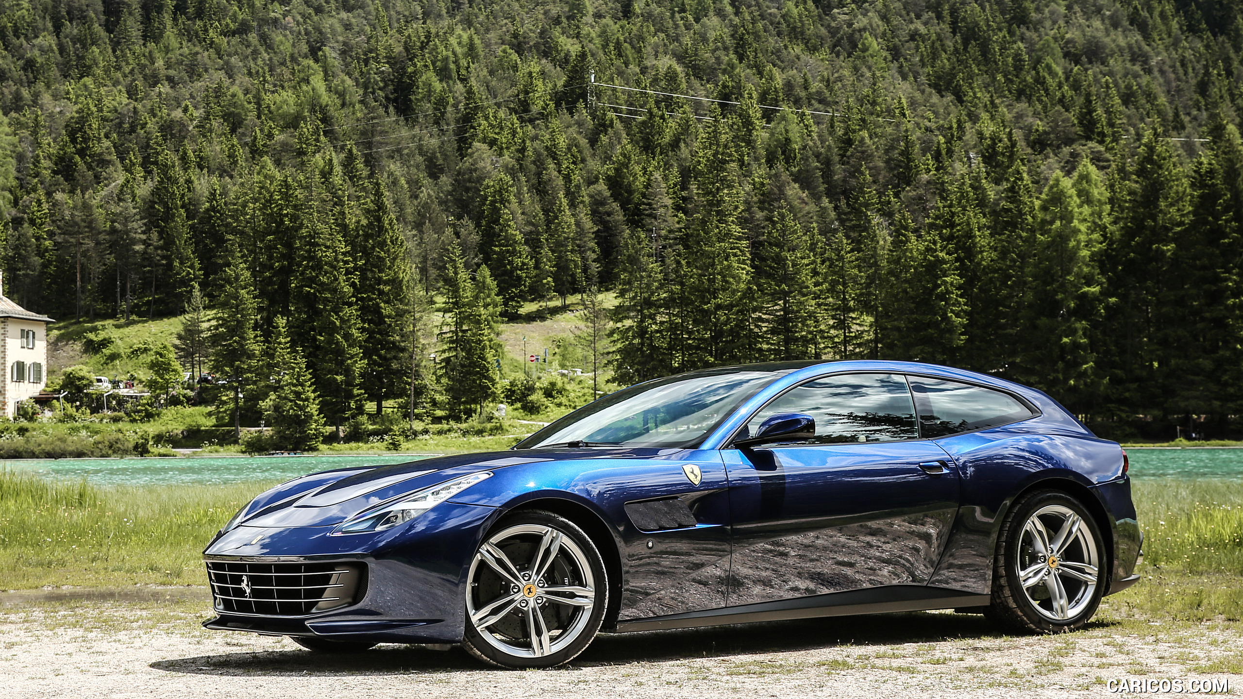 Ferrari Lusso Wallpapers