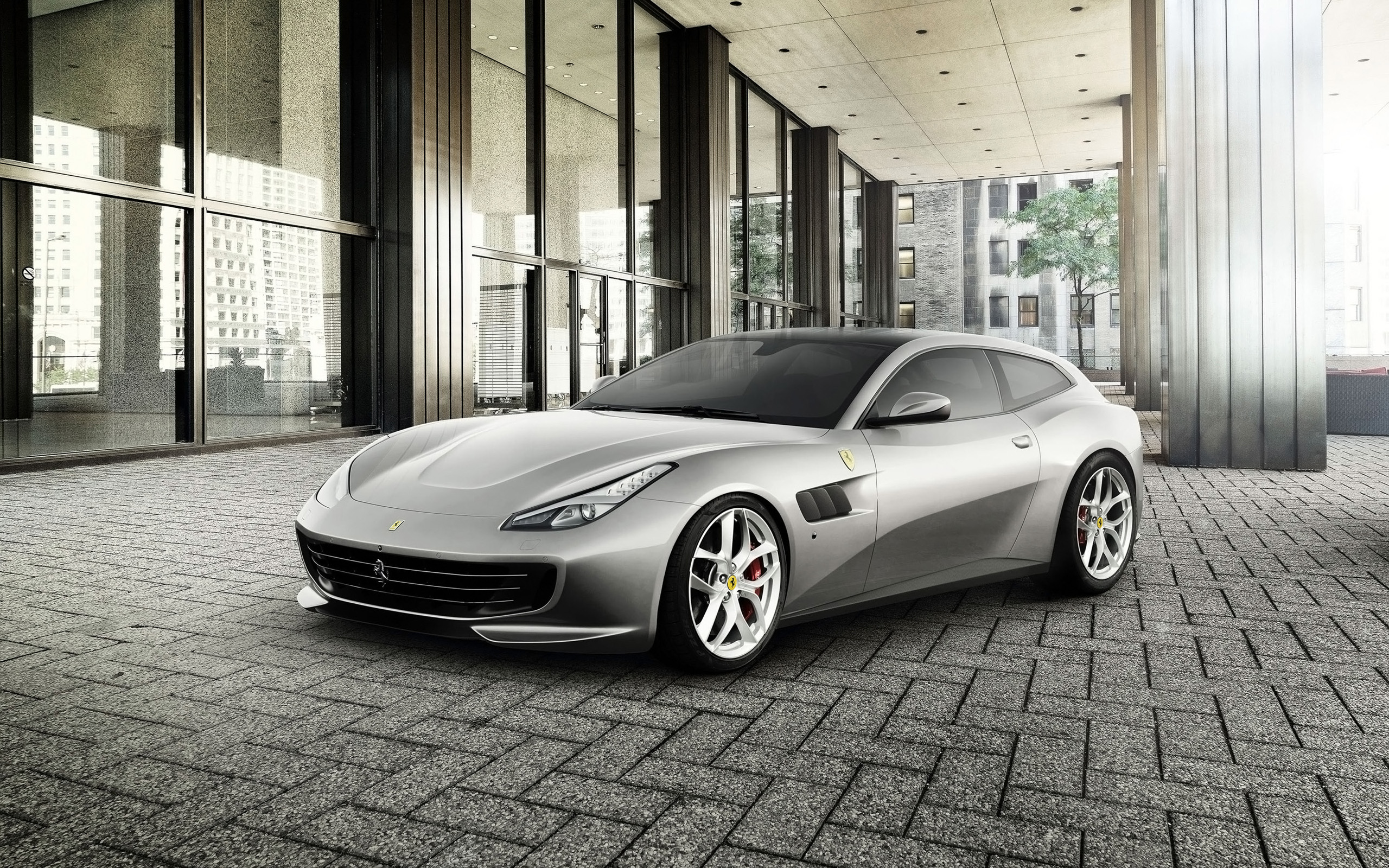 Ferrari Lusso Wallpapers