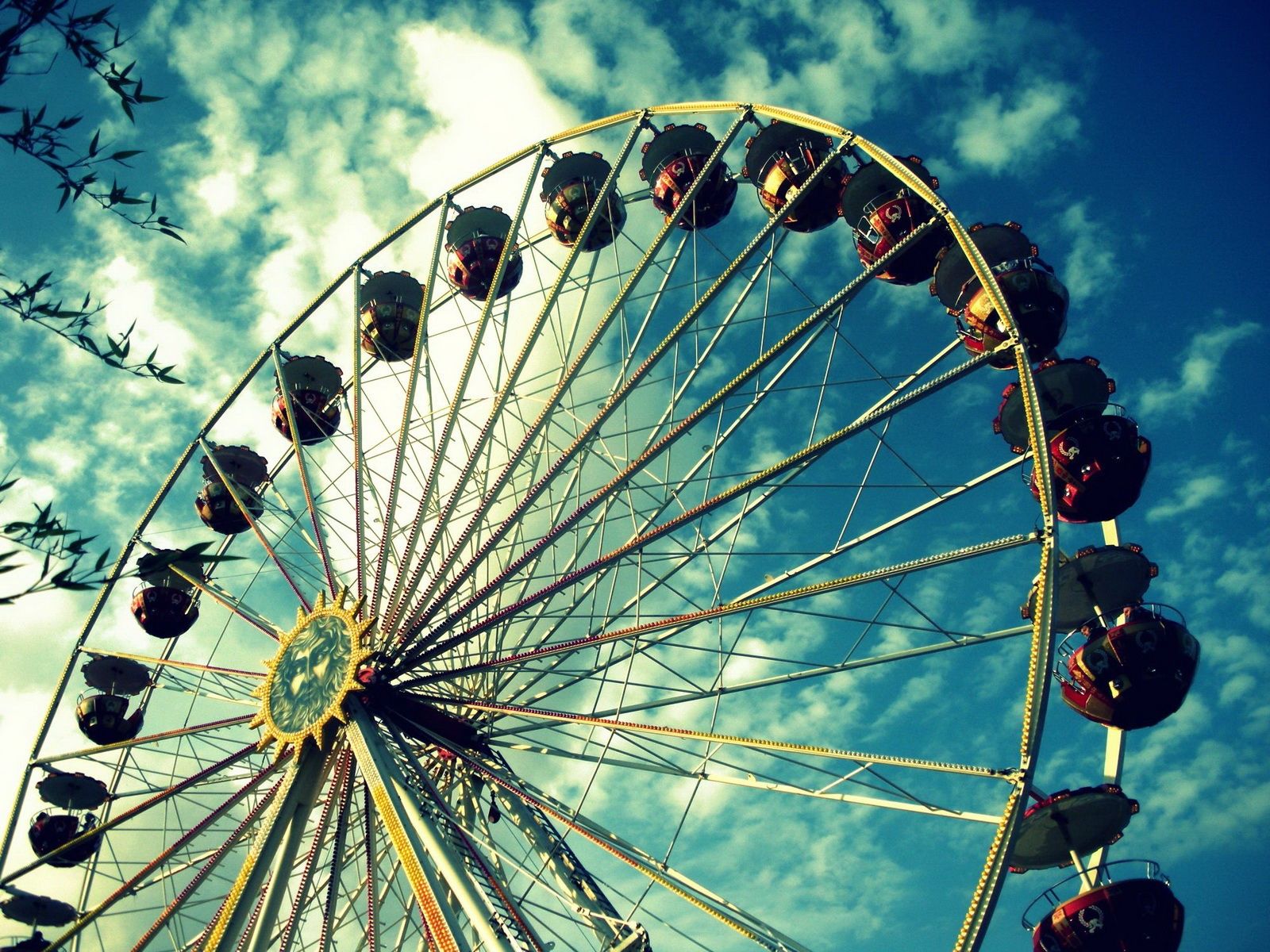 Ferris Wheel Aesthetic Wallpapers