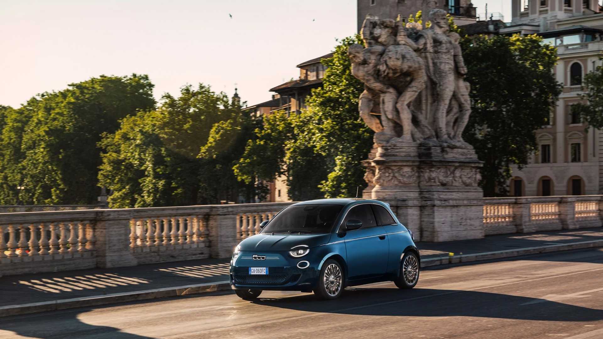 Fiat 500E Wallpapers