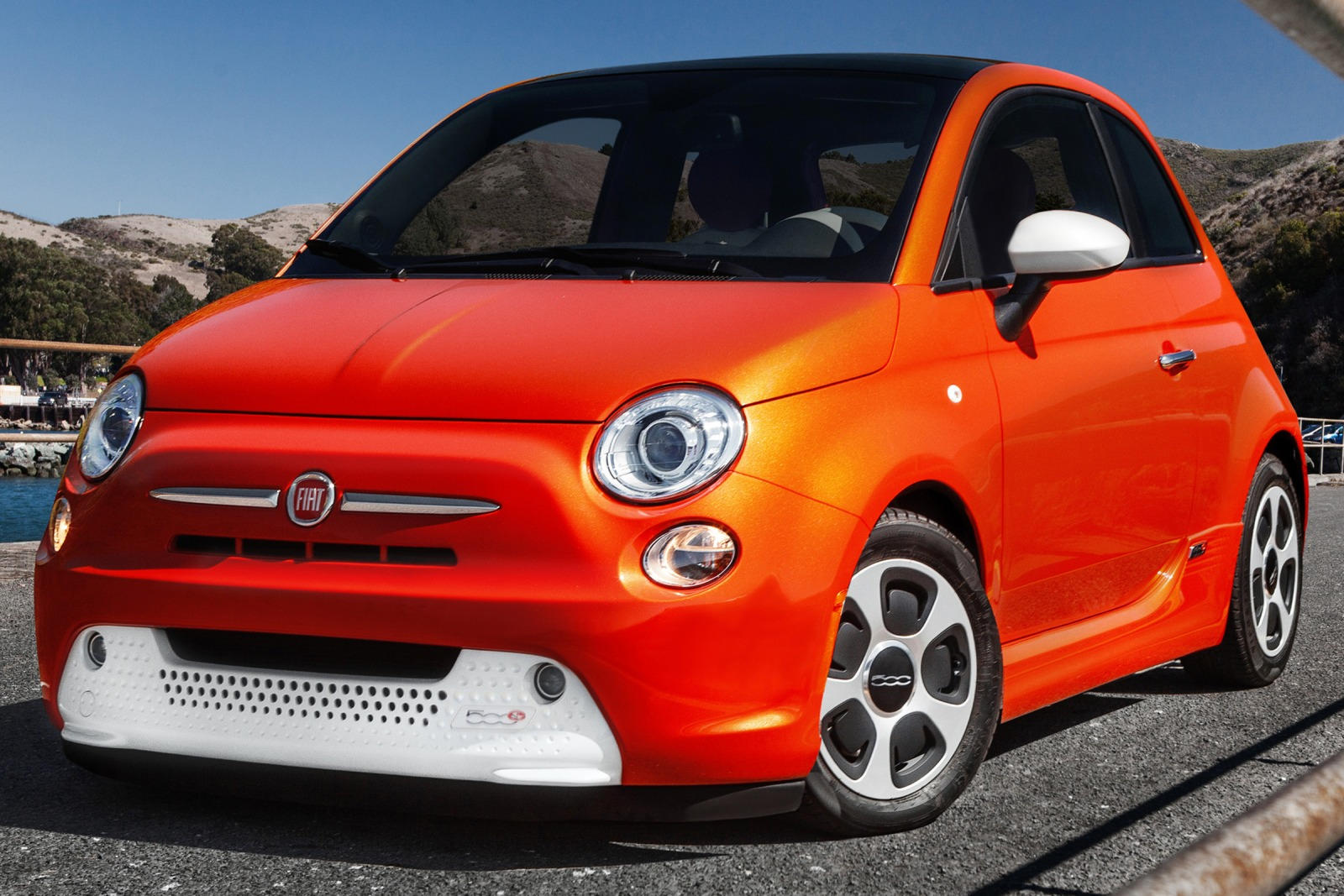 Fiat 500E Wallpapers