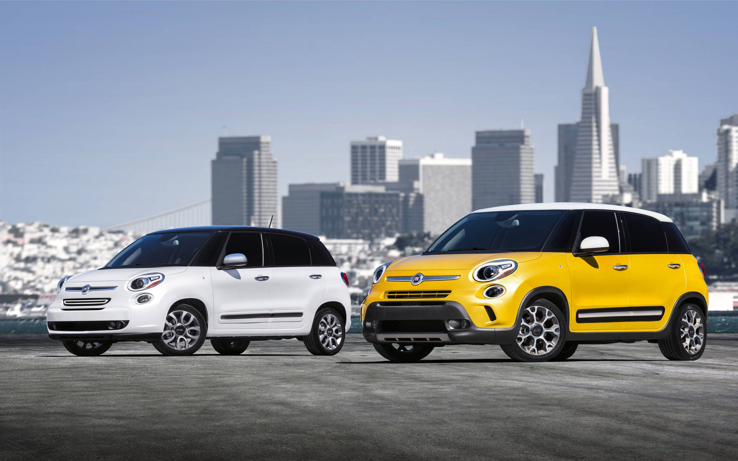 Fiat 500L Sport Wallpapers