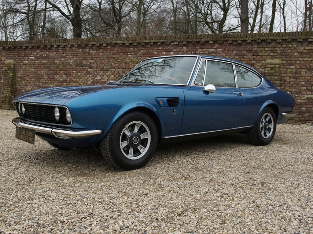 Fiat Dino 2400 Wallpapers