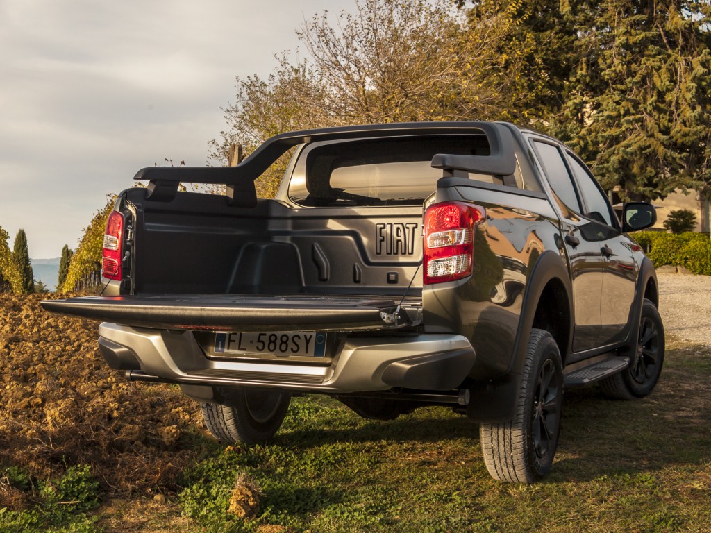 Fiat Fullback Wallpapers